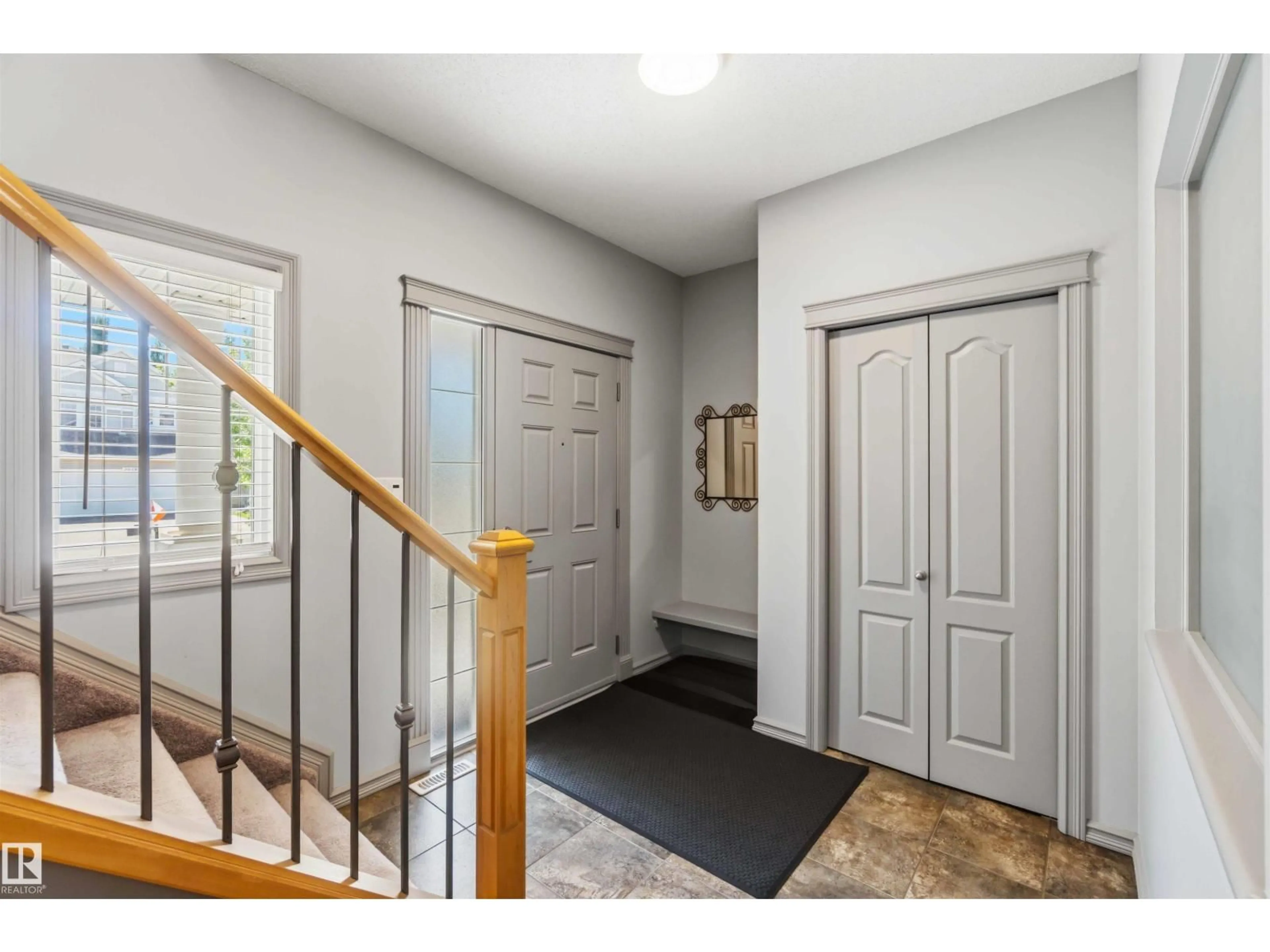 Indoor entryway for SW - 3061 SPENCE WD, Edmonton Alberta T6X0A5
