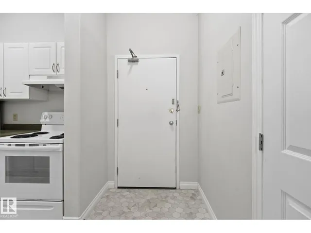 105 - 11446 40 AV NW, Edmonton 5