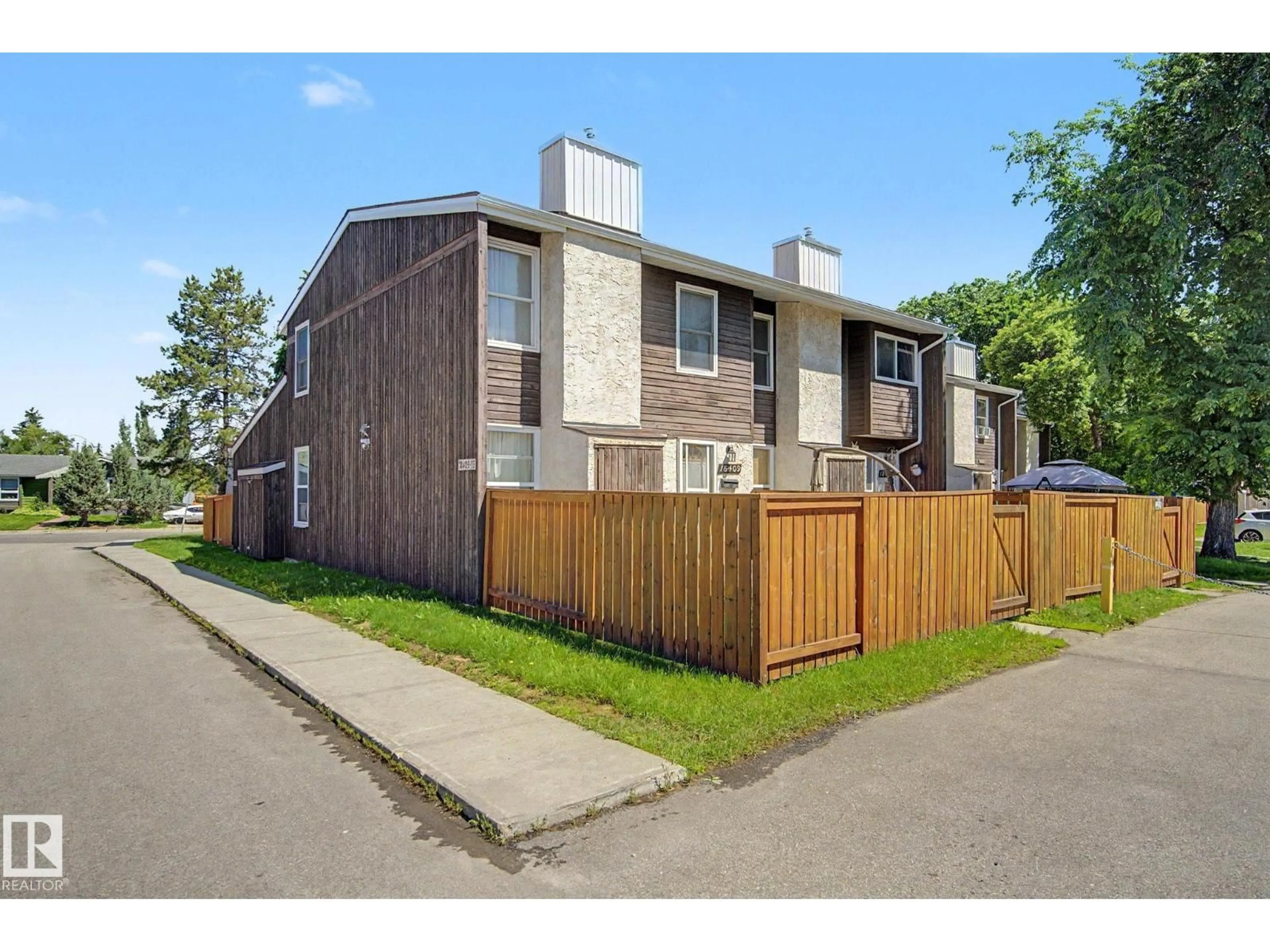 Unknown for 18409 66 AV, Edmonton Alberta T5T1Z5