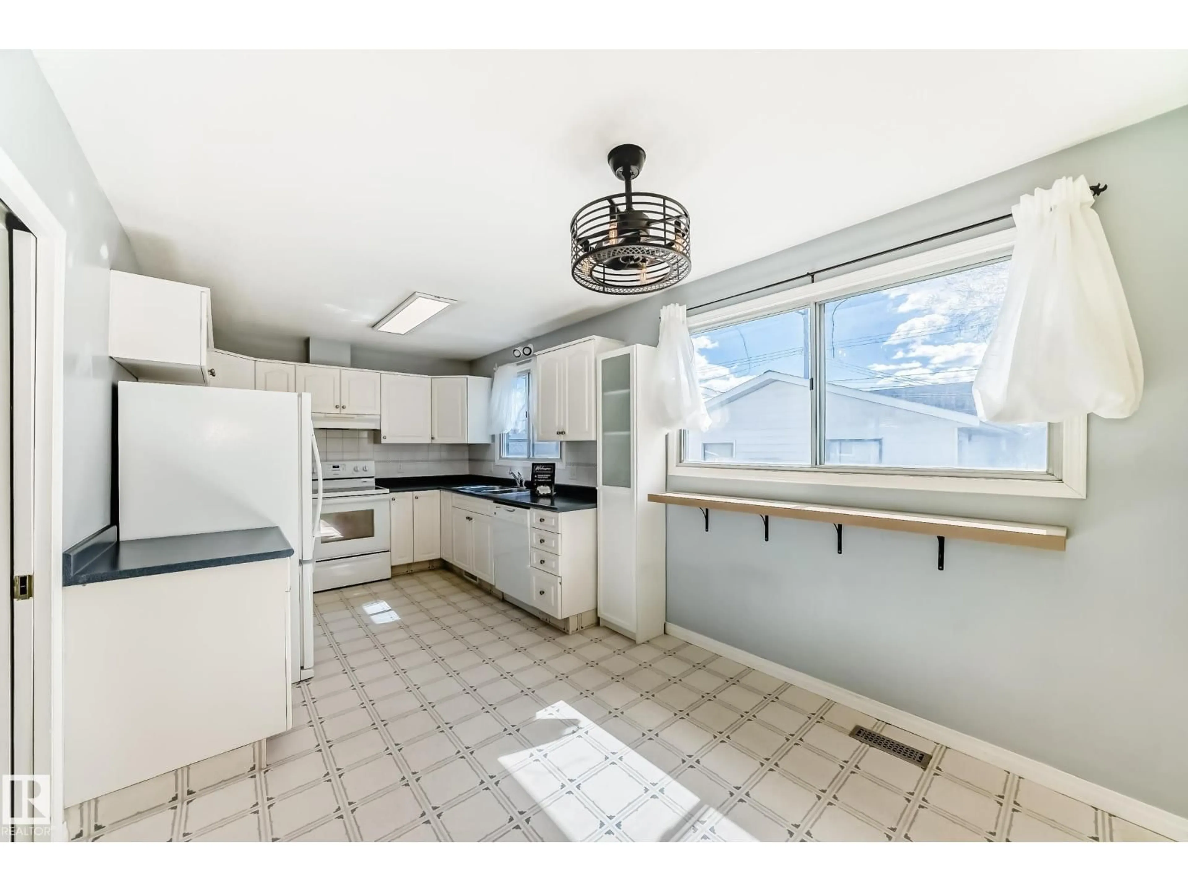 Unknown for 7317 83 AV, Edmonton Alberta T6B0G8