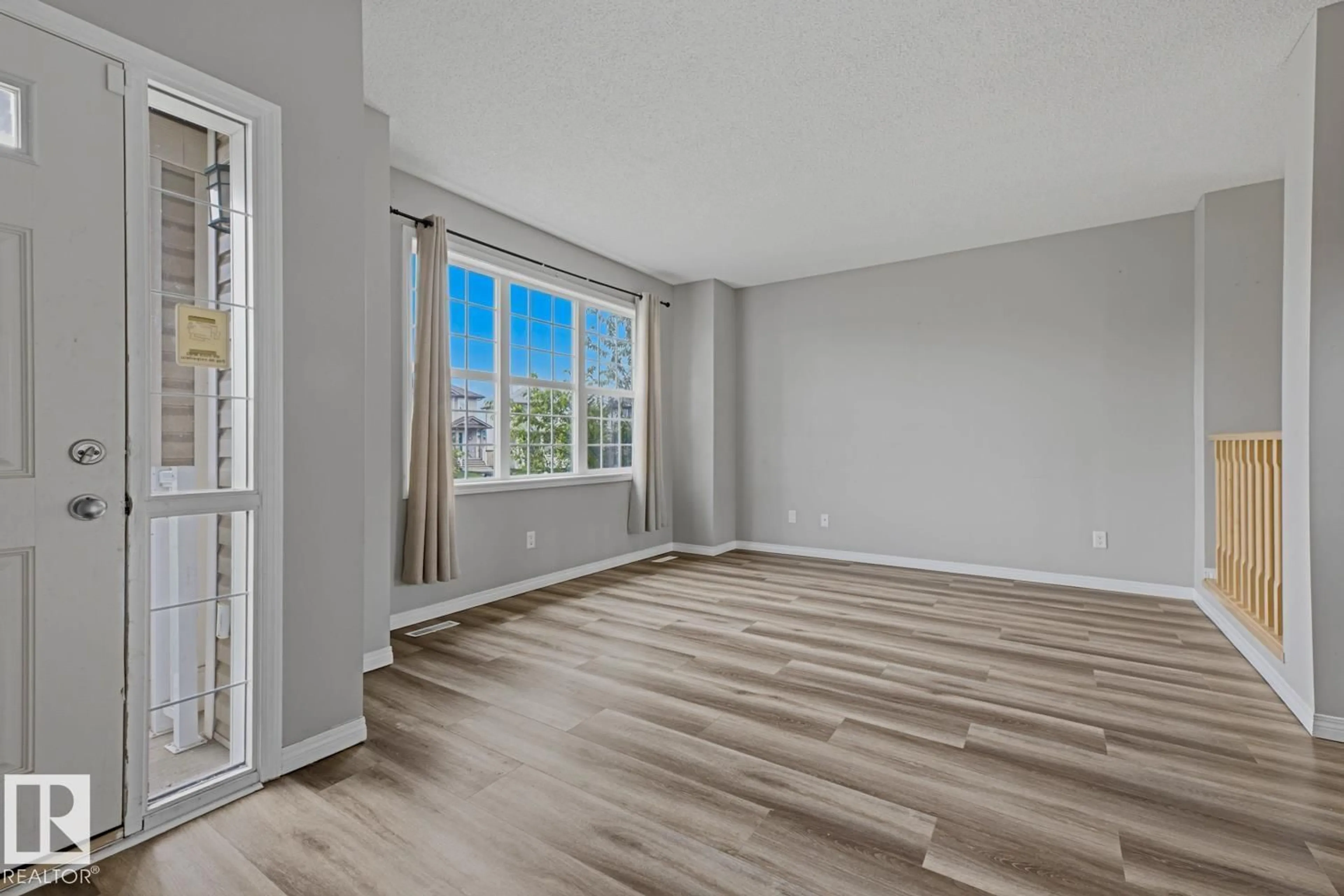 A pic of a room for 207 SOUTHWICK WAY, Leduc Alberta T9E0G1