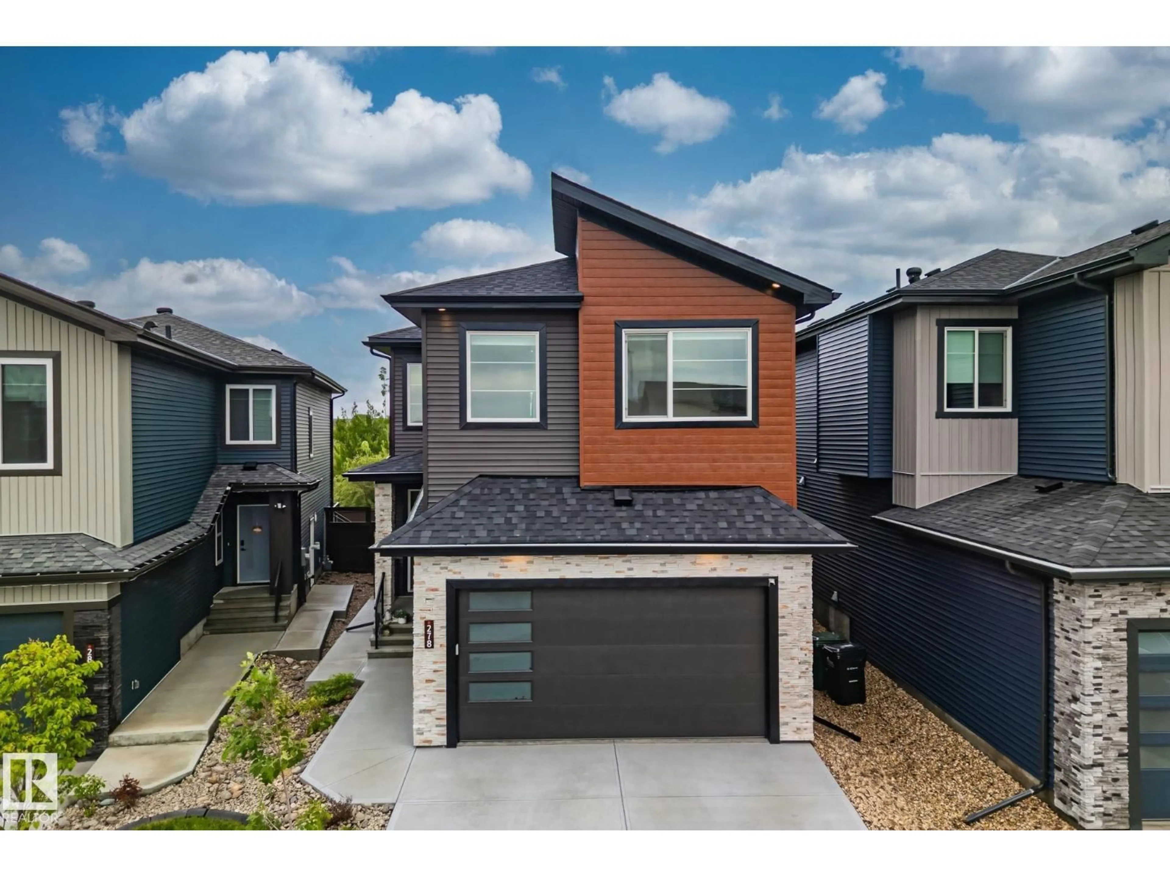 Home with vinyl exterior material, street for 278 CANTER WD, Sherwood Park Alberta T8H2Z6