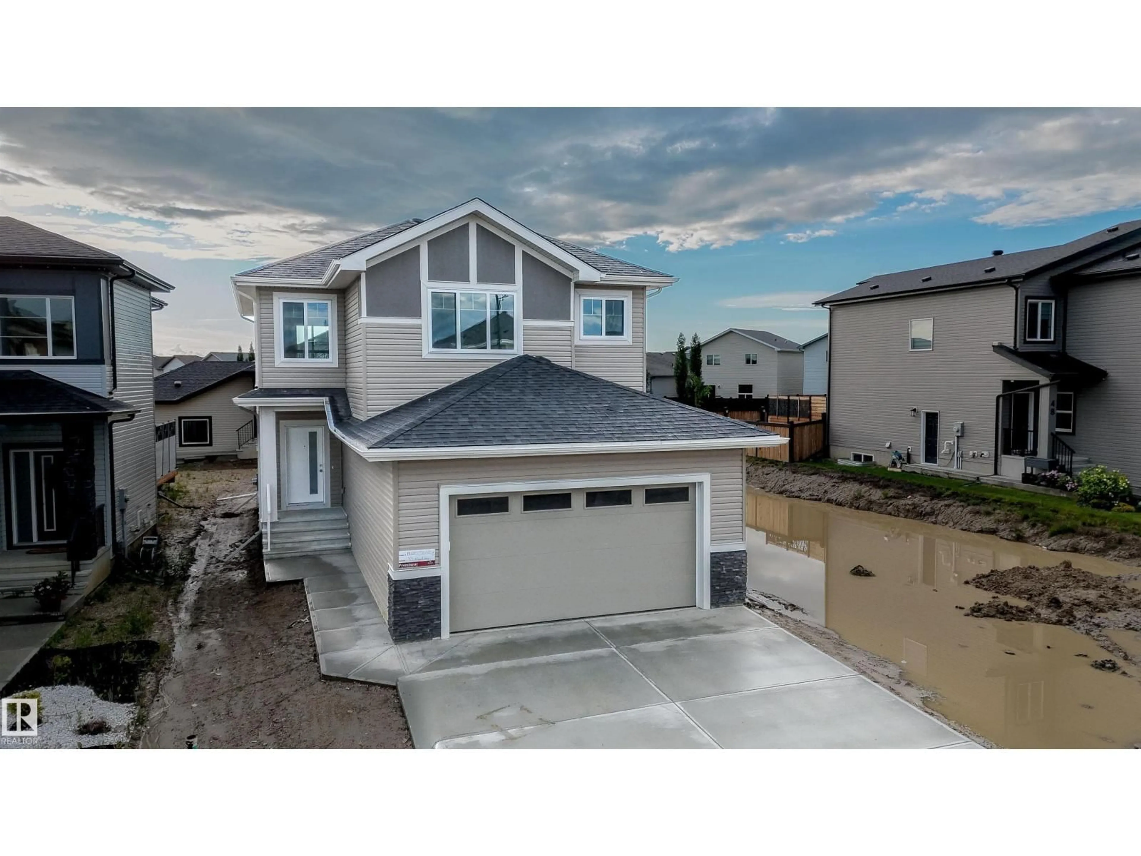 Unknown for 44 DALQUIST BAY, Leduc Alberta T9E1N7