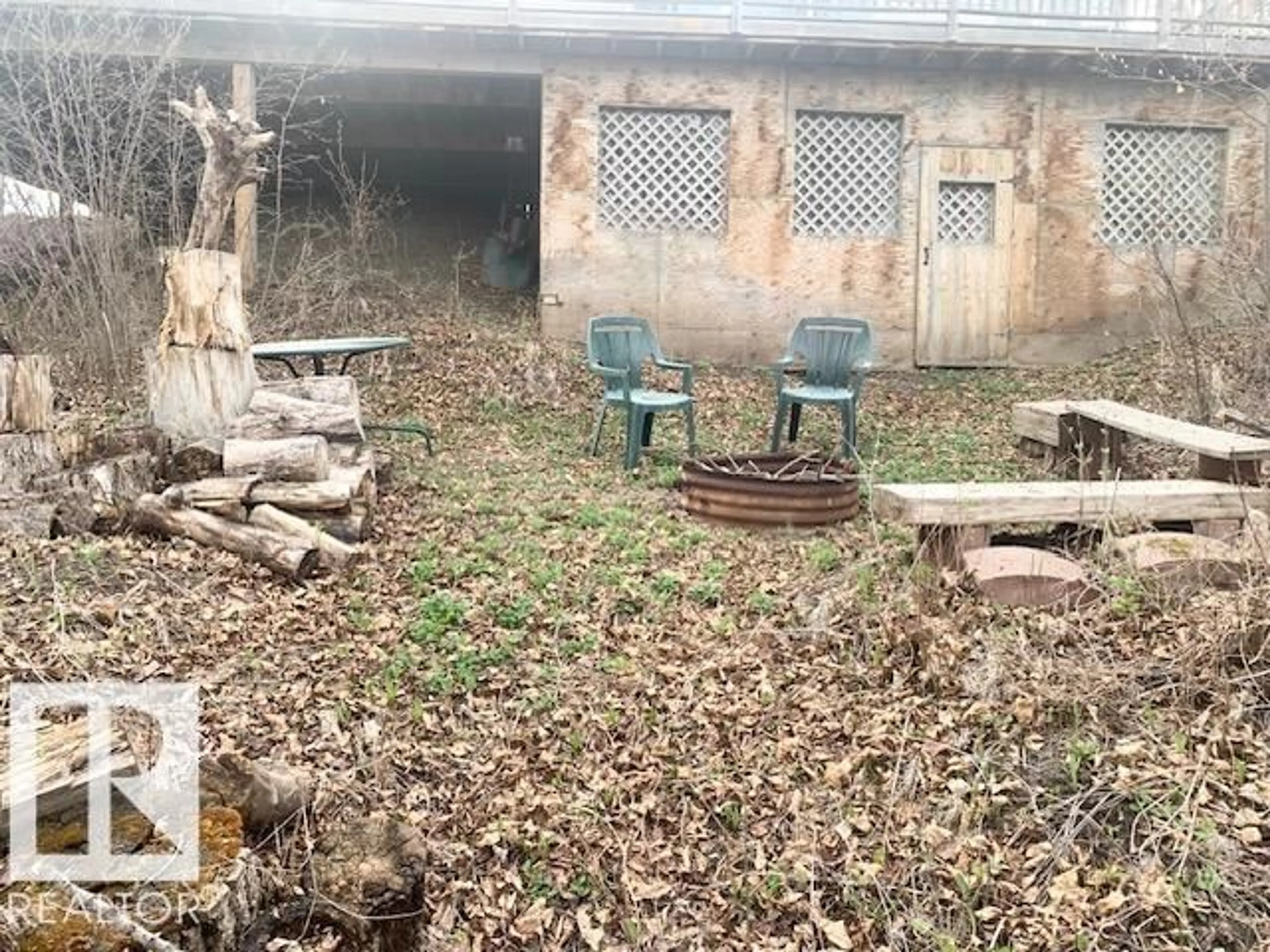 Patio, building for 96 - 5429 TWP ROAD 494, Rural Brazeau County Alberta T0C1W0