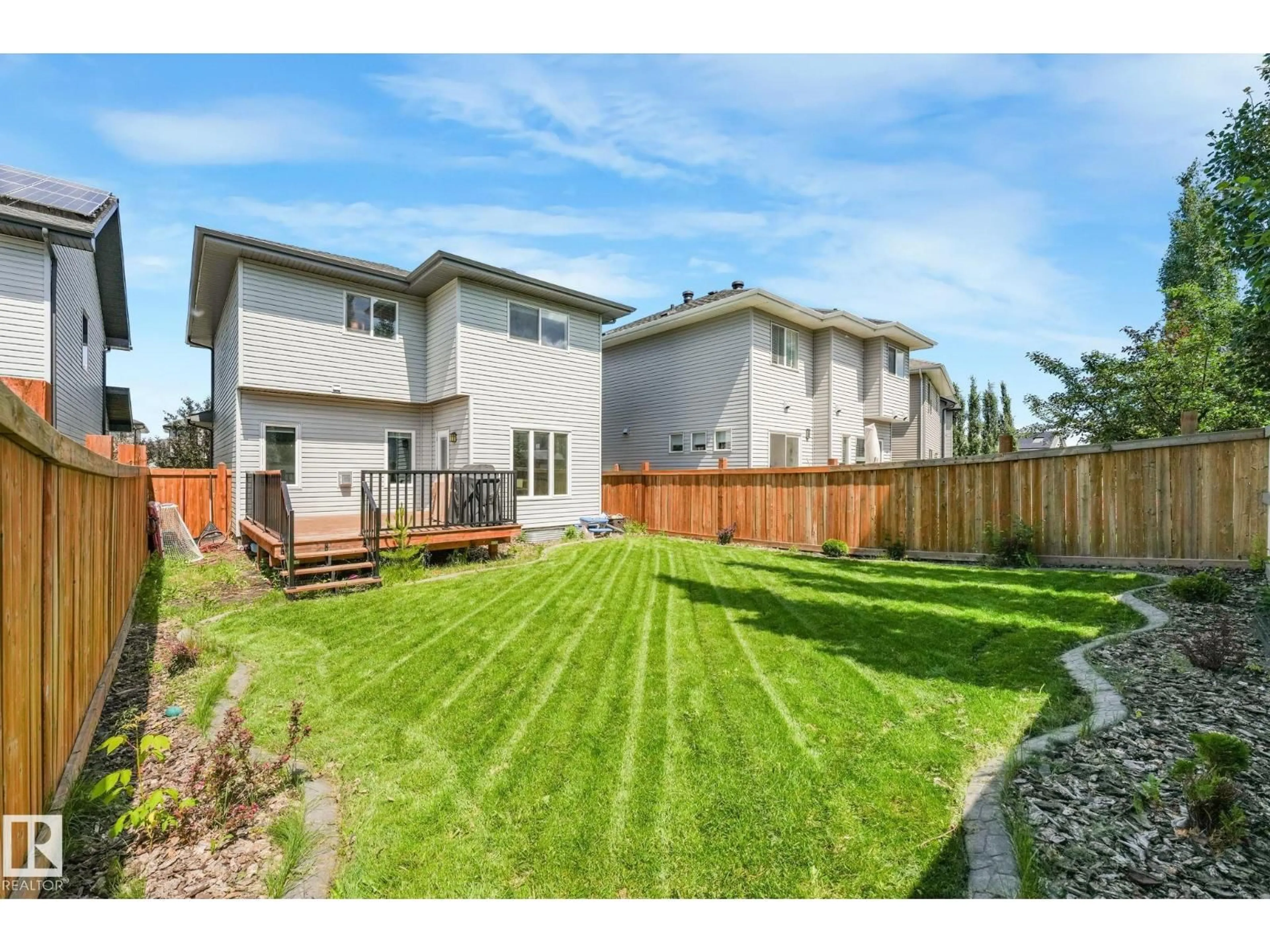 A pic from outside/outdoor area/front of a property/back of a property/a pic from drone, street for 20741 98A AV, Edmonton Alberta T5T7G2
