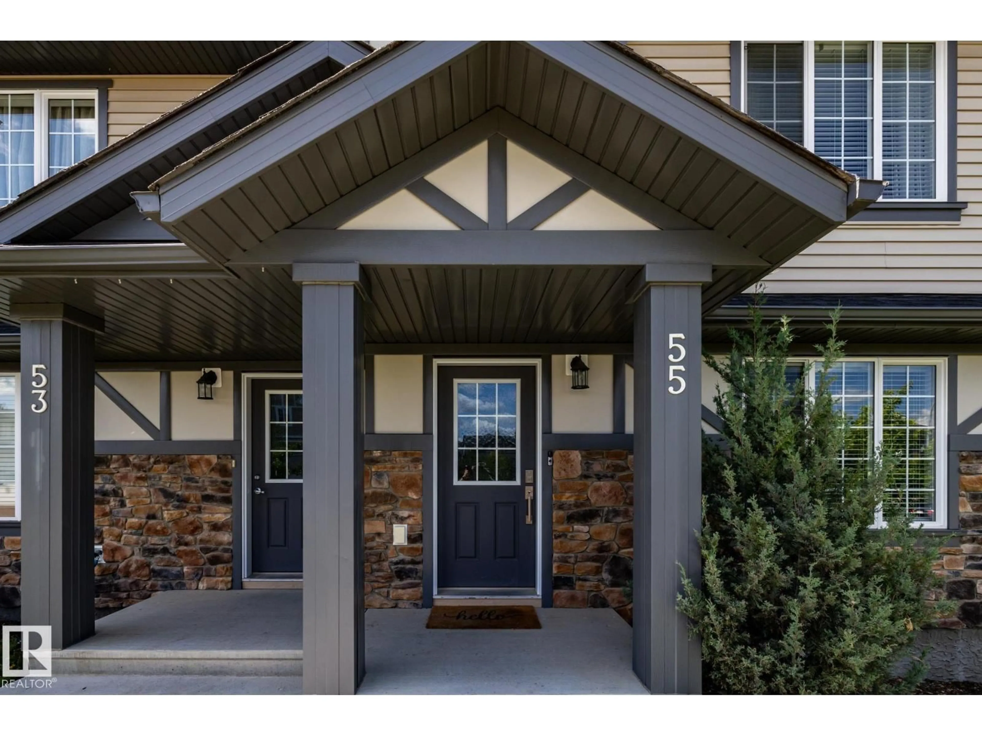 Indoor entryway for 20 - 55 AUGUSTINE CR, Sherwood Park Alberta T8H0Z8