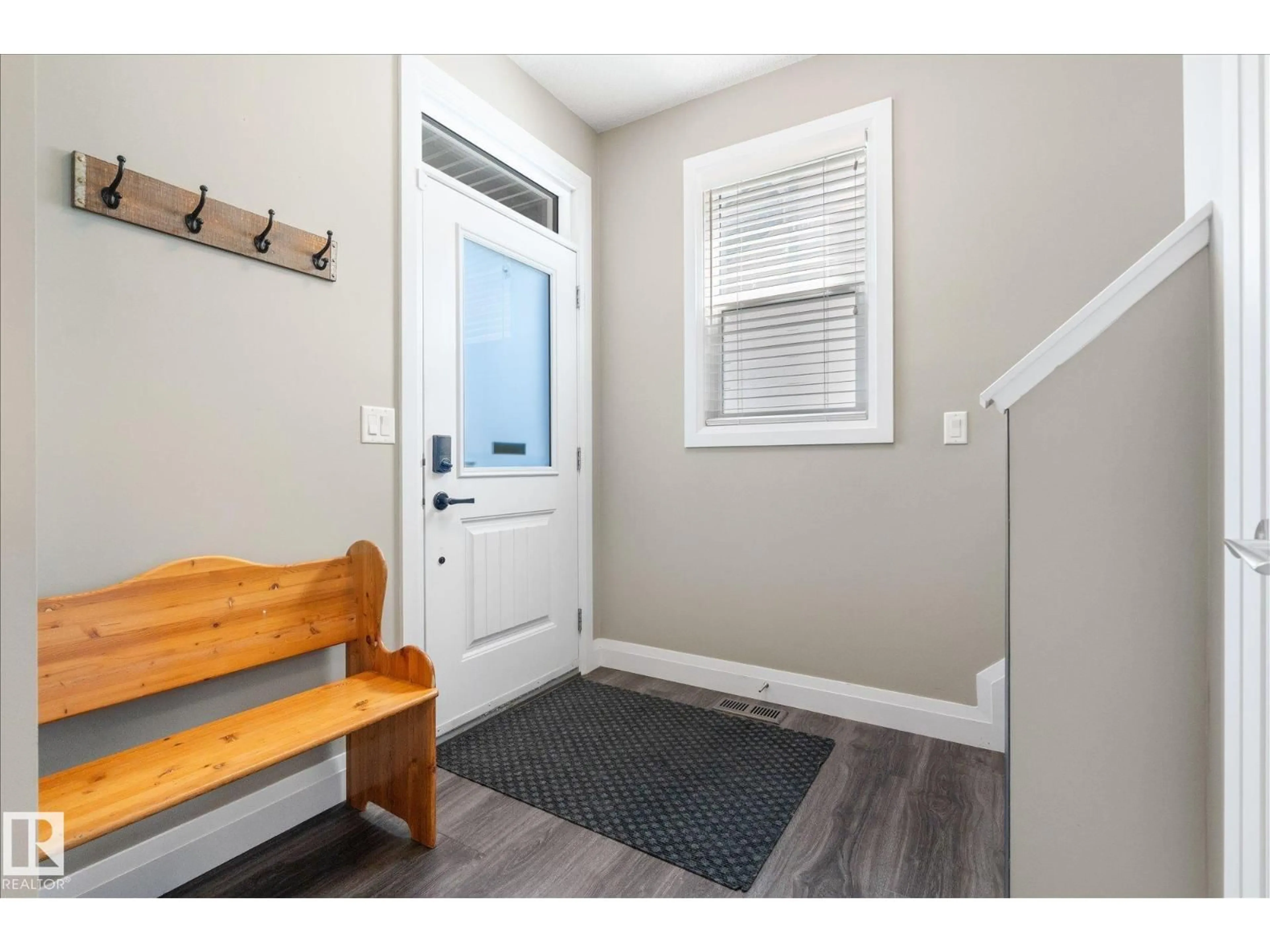 Indoor entryway for 73 SPRINGWOOD WY, Spruce Grove Alberta T7X0S8