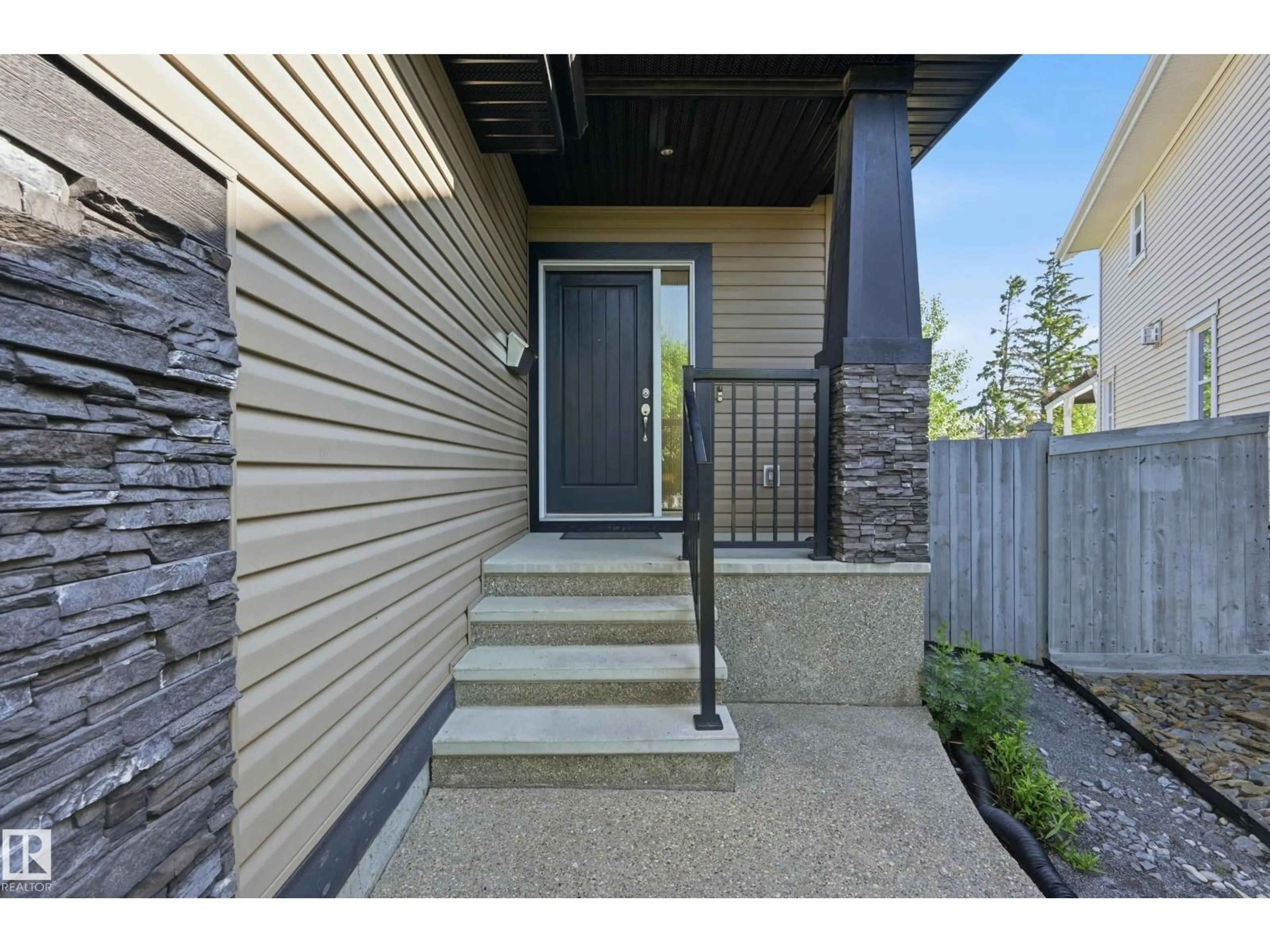 Unknown for 629 ORTONA WY, Edmonton Alberta T5E6S9