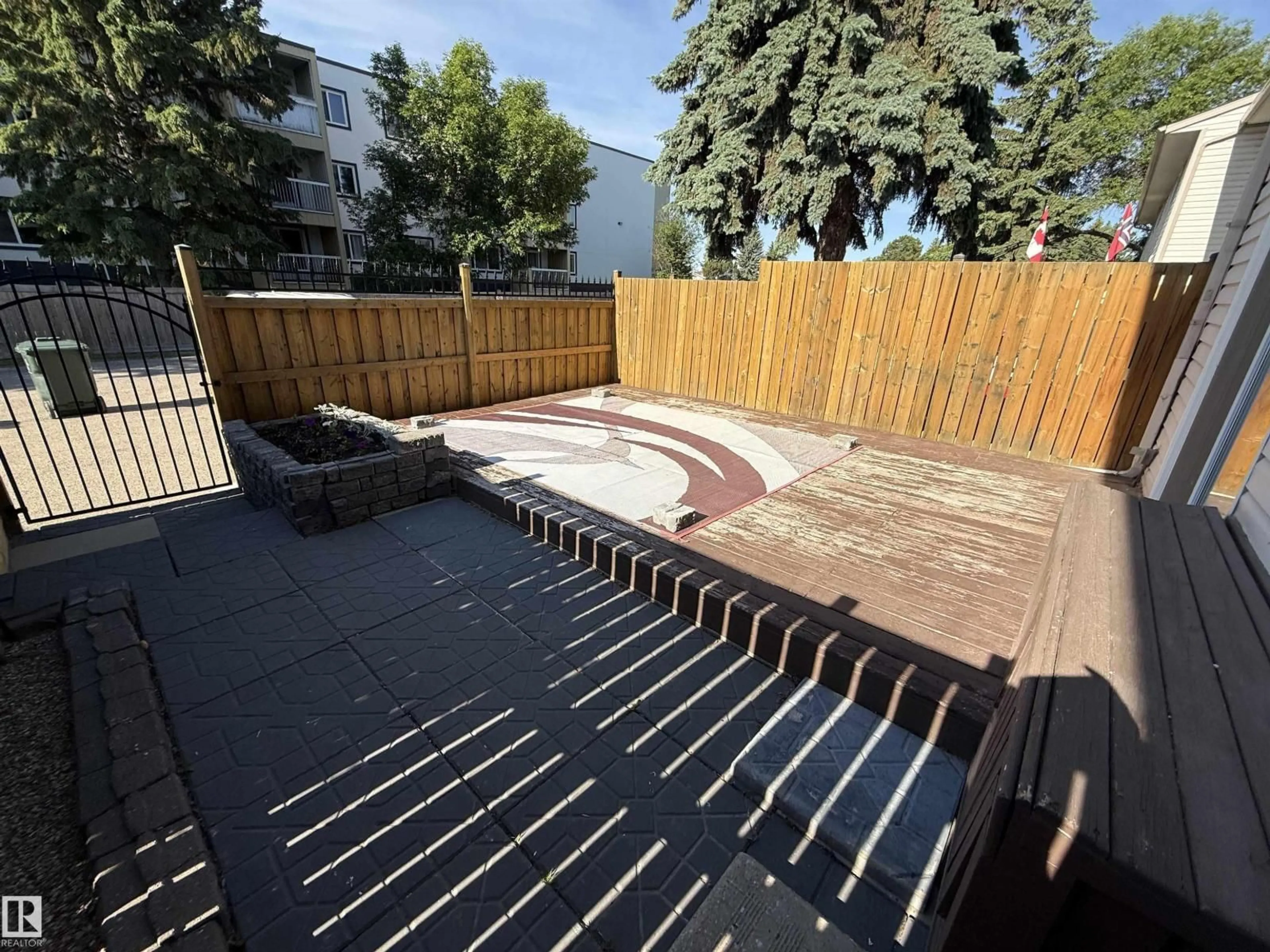 Patio, street for 4359 46 ST, Stony Plain Alberta T7Z1J9