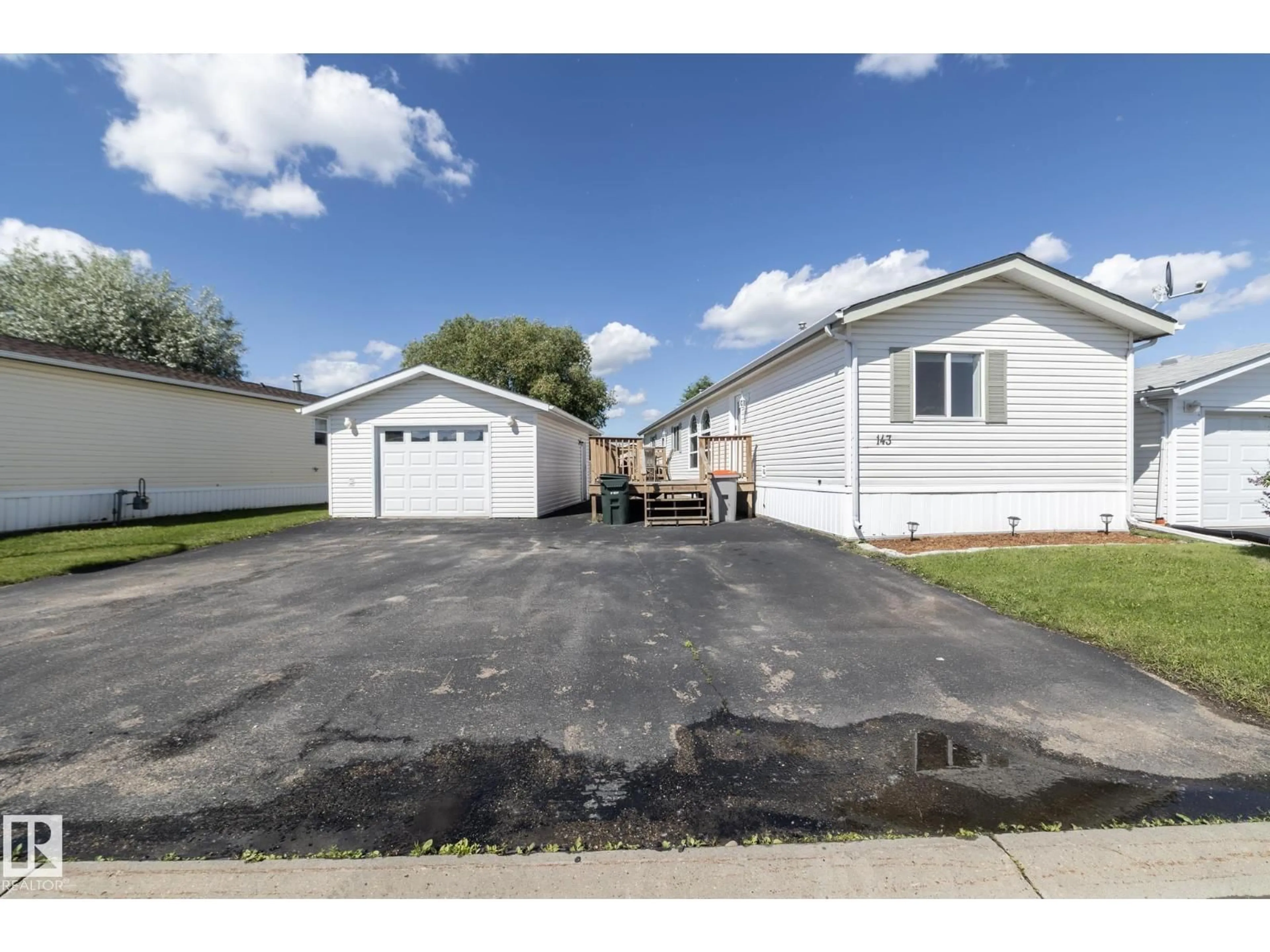Unknown for W - 143 48 3400 ST, Stony Plain Alberta T7Z1V9