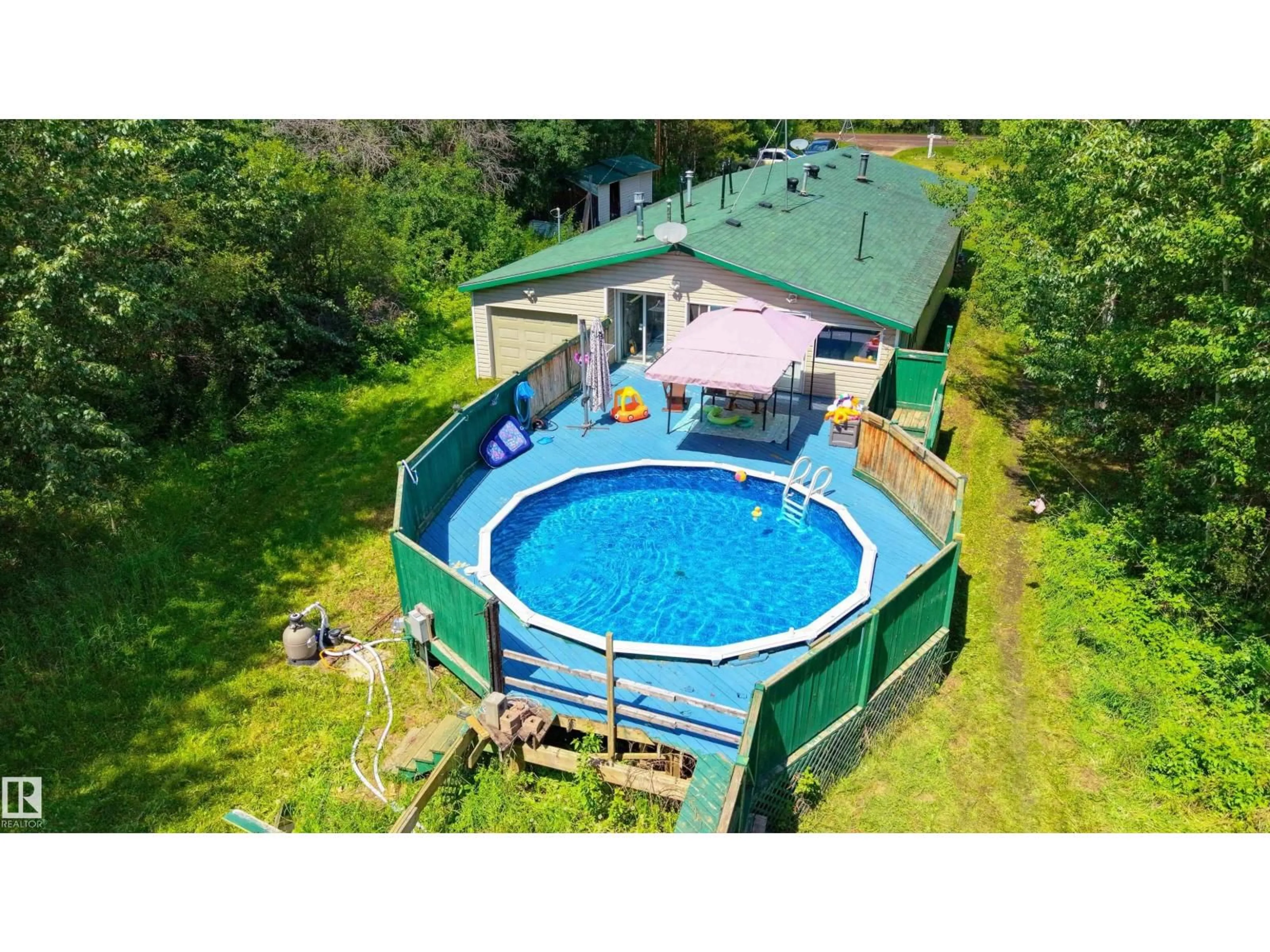 A pic from outside/outdoor area/front of a property/back of a property/a pic from drone, water/lake/river/ocean view for 54126 - 125 RGE ROAD 30, Rural Lac Ste. Anne County Alberta T0E1V0