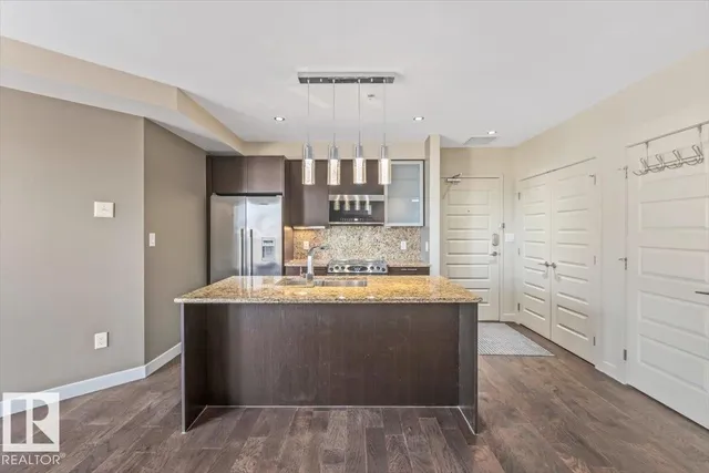 406 - 10388 105 ST NW, Edmonton 4