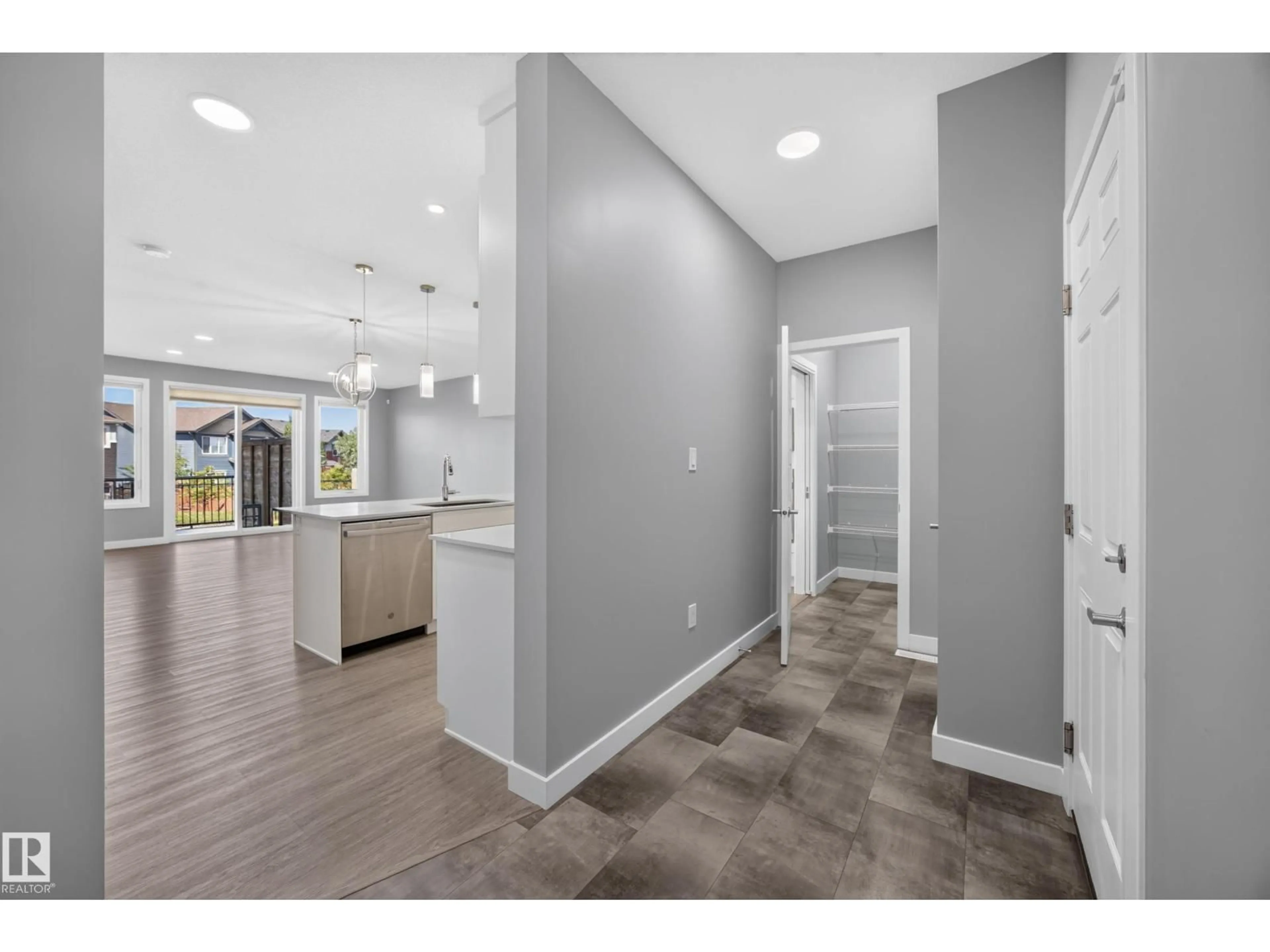 Indoor entryway for SW - 3025 CHOKECHERRY CM, Edmonton Alberta T6X2M4