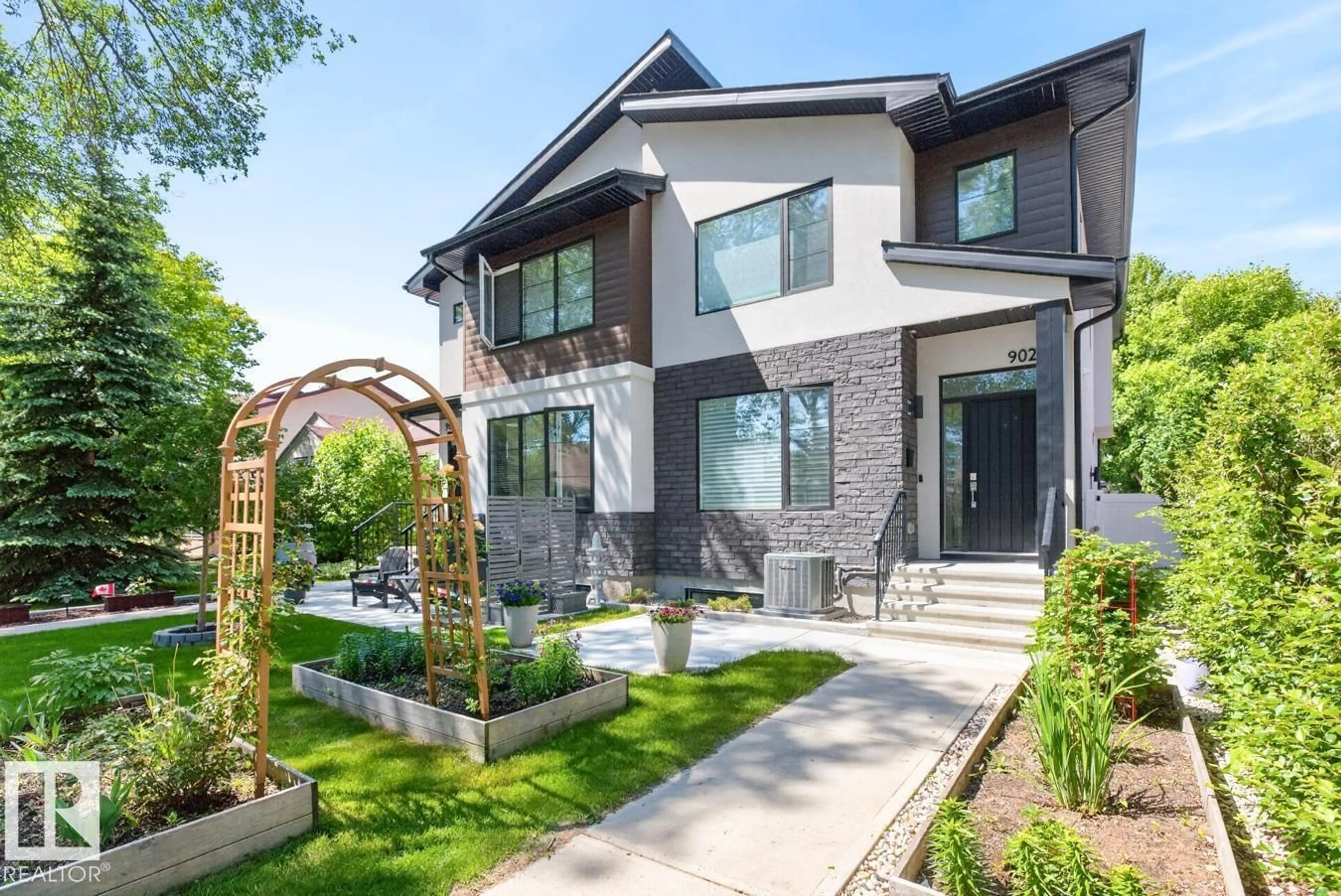 Home with brick exterior material, street for 9028 90 ST, Edmonton Alberta T6C3L9