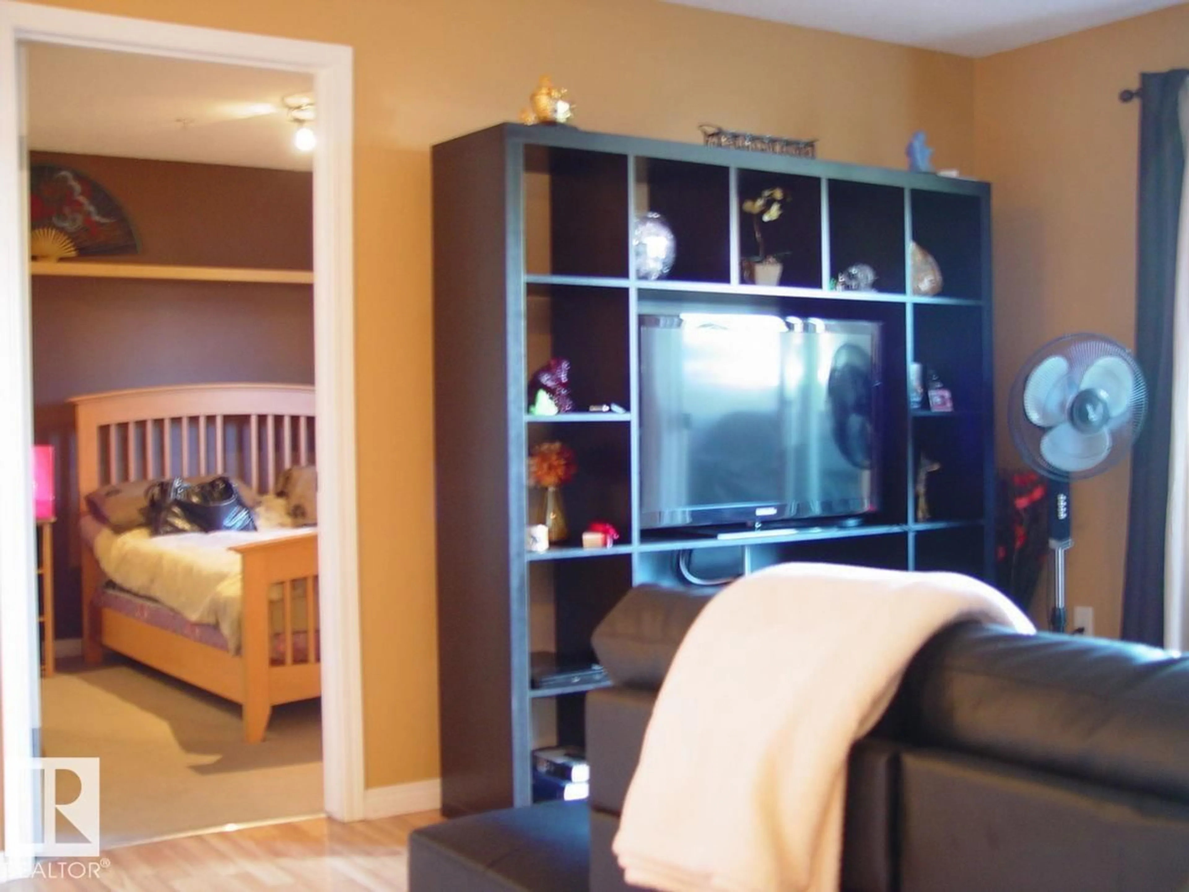 Unknown for 116 10535 122 ST NW, Edmonton Alberta T5N4B7