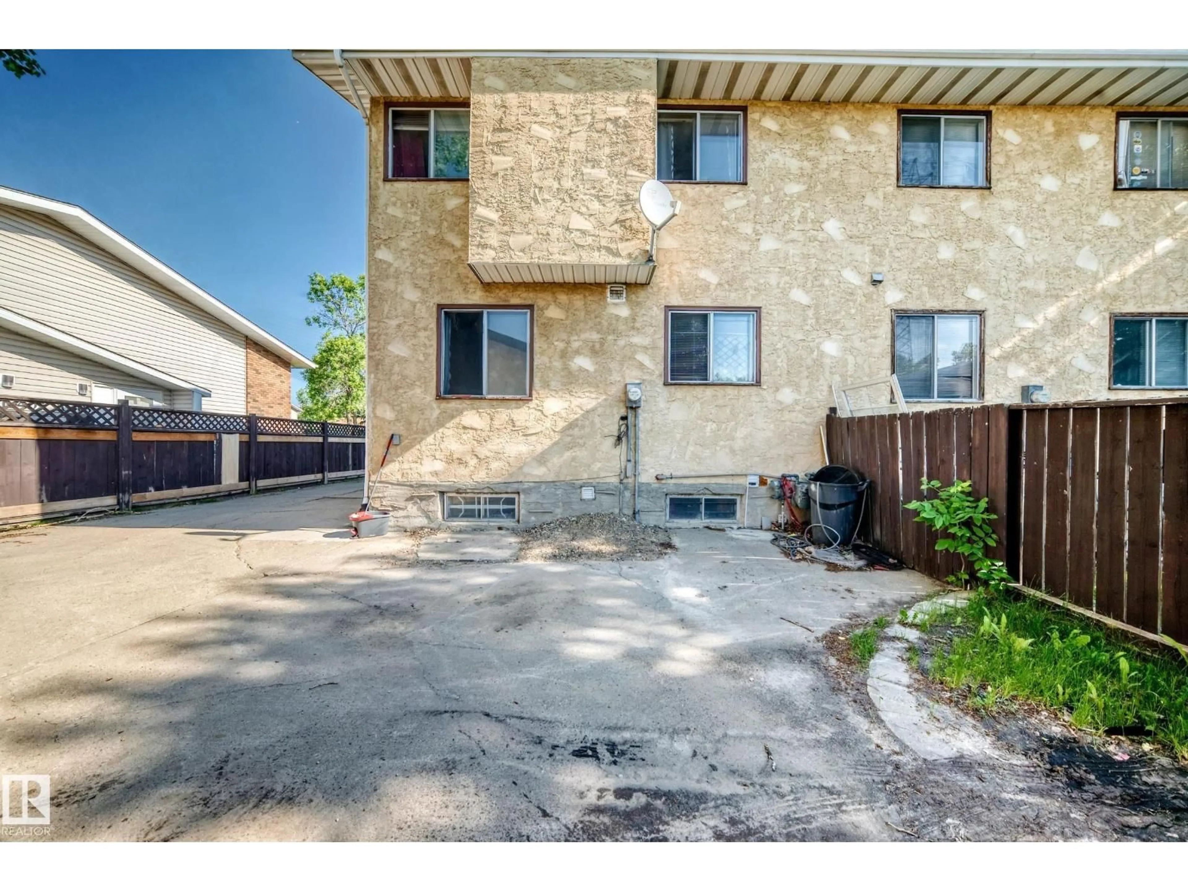 A pic from outside/outdoor area/front of a property/back of a property/a pic from drone, street for 10325 164 AV, Edmonton Alberta T5X2J2