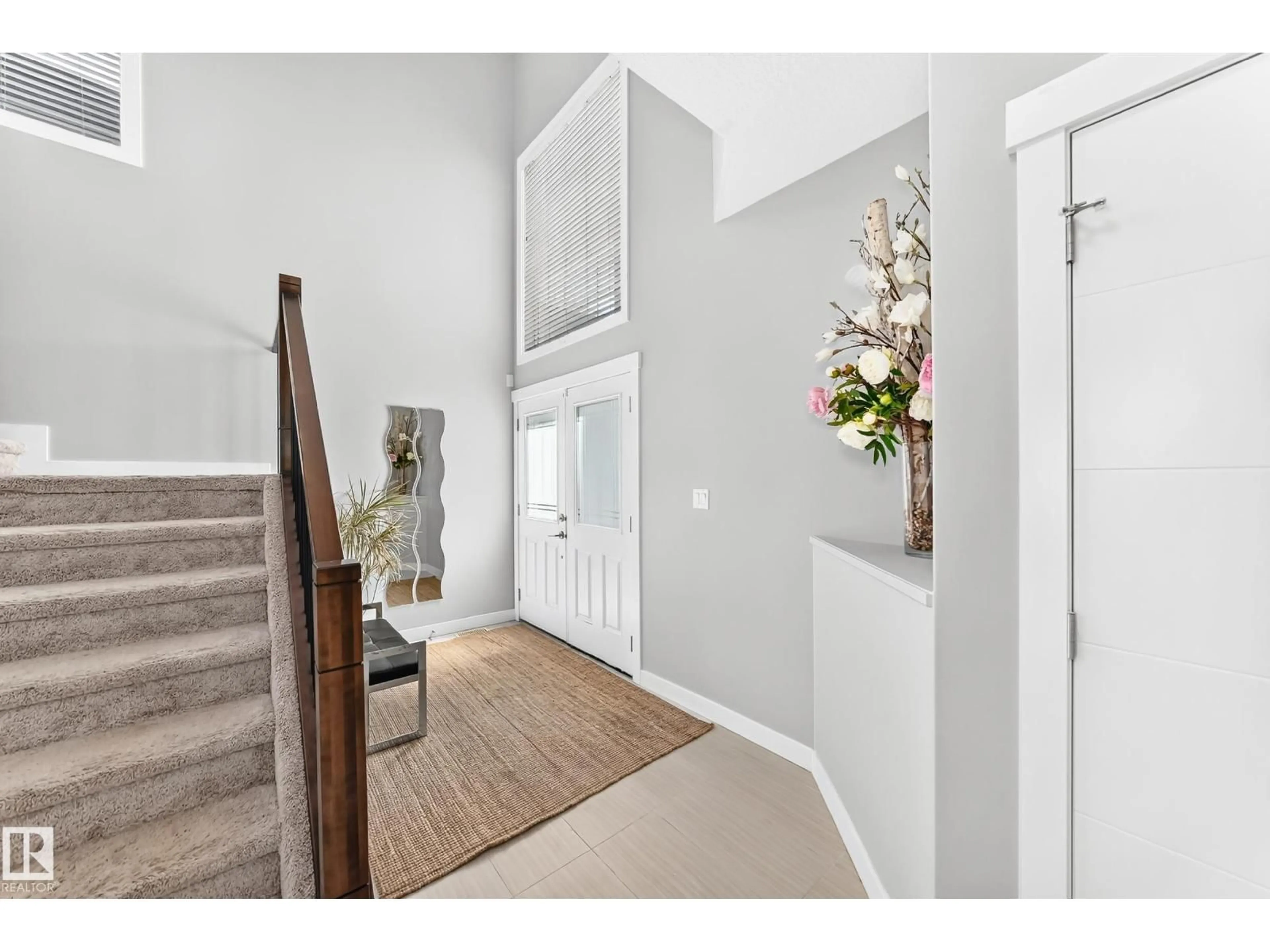 Indoor entryway for SW - 3672 CLAXTON PL, Edmonton Alberta T6W2K9