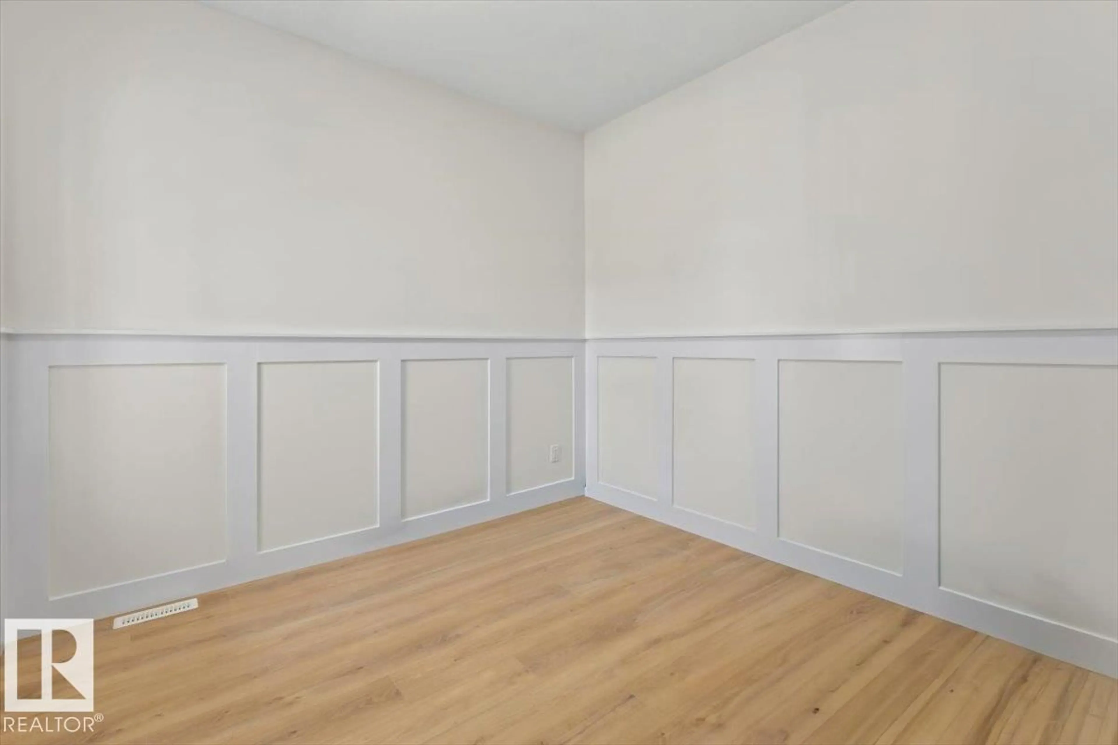 A pic of a room for 141 ELLIOTT WD, Fort Saskatchewan Alberta T8L1V1