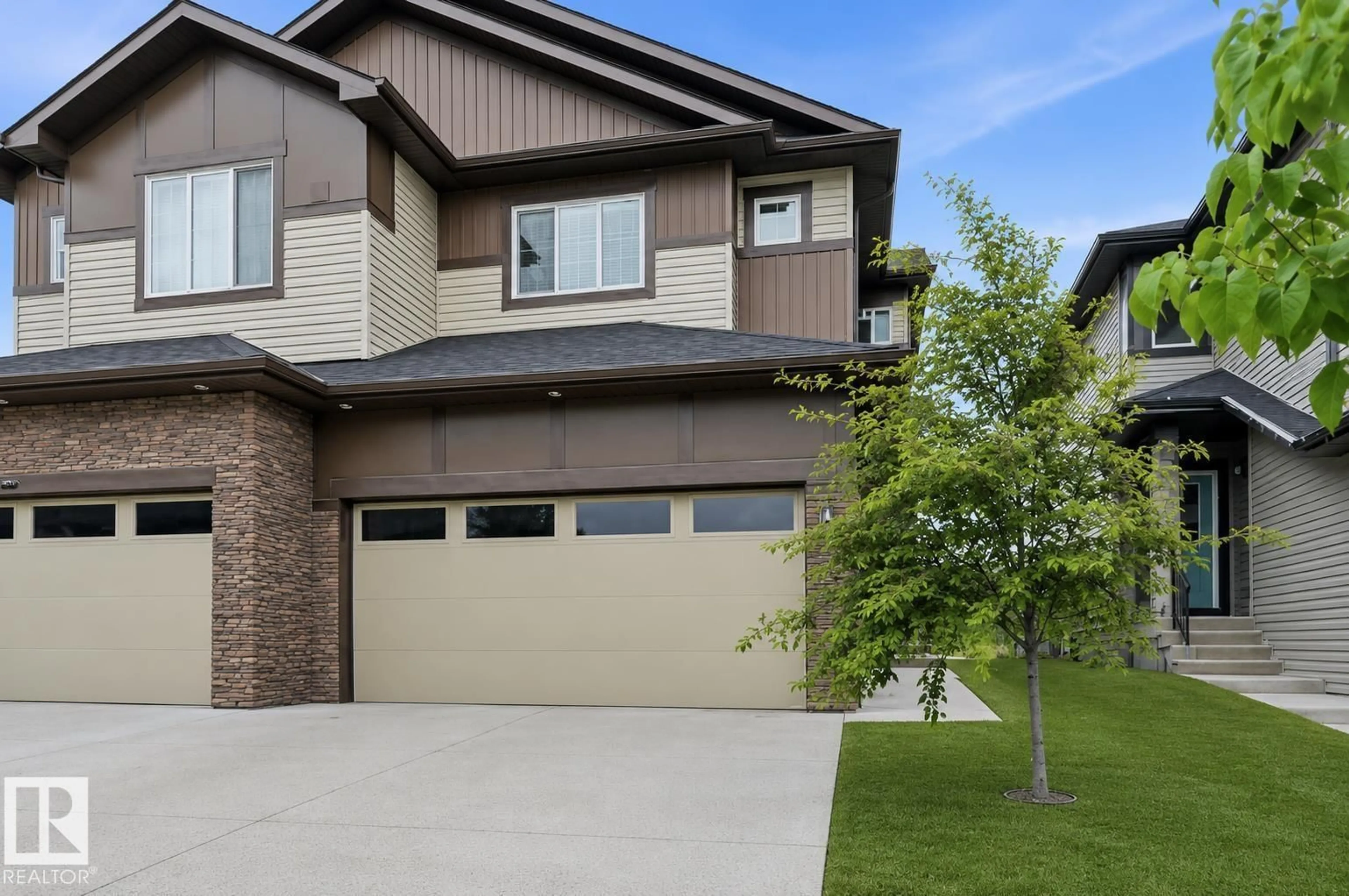 Home with brick exterior material, street for 7258 CHIVERS PL, Edmonton Alberta T6W4L4