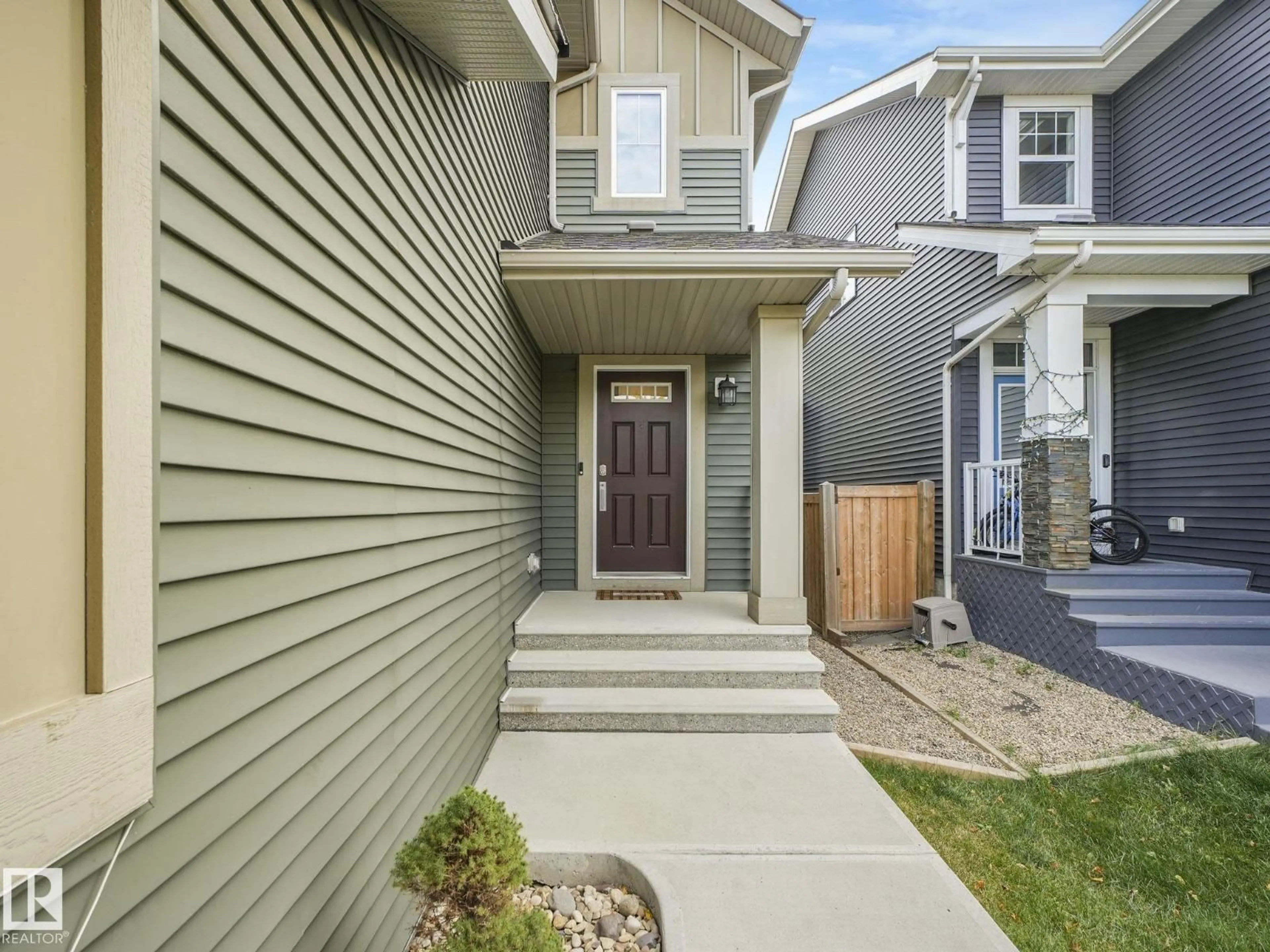 Home with vinyl exterior material, street for SW - 3613 CHERRY LINK LI, Edmonton Alberta T6X2B2