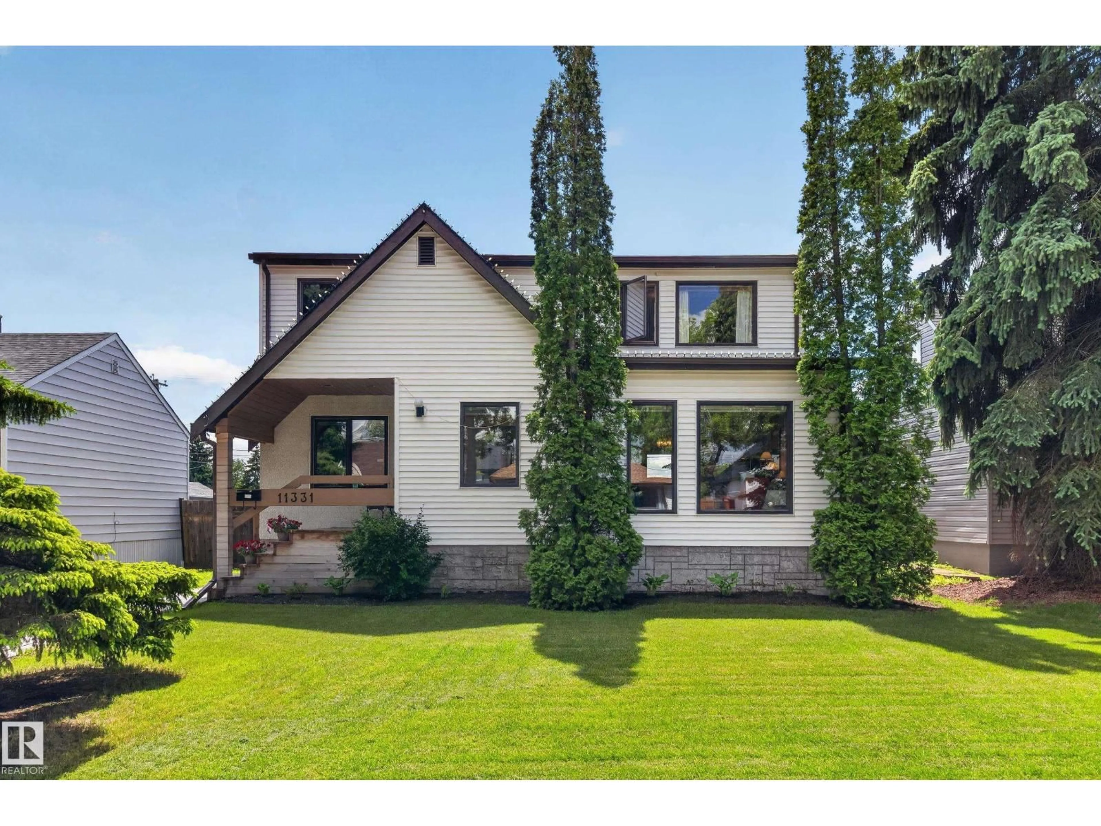 Home with brick exterior material, street for 11331 75 AV, Edmonton Alberta T6G0H6