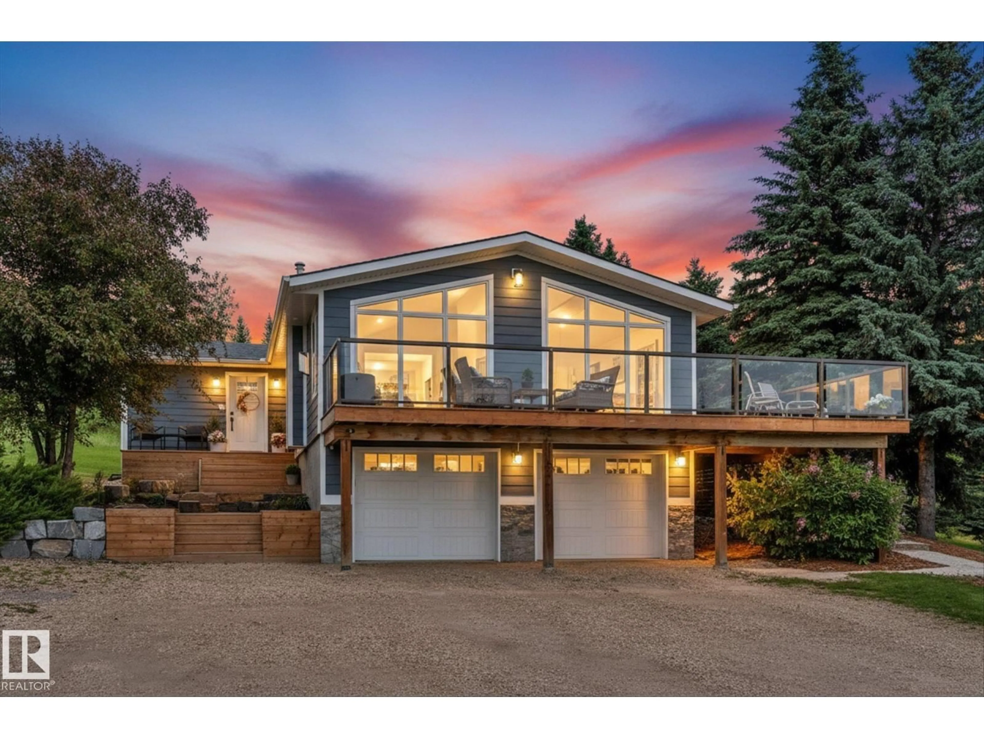 Home with vinyl exterior material, street for 53504 - 6 RGE ROAD 274, Rural Parkland County Alberta T7X3T1