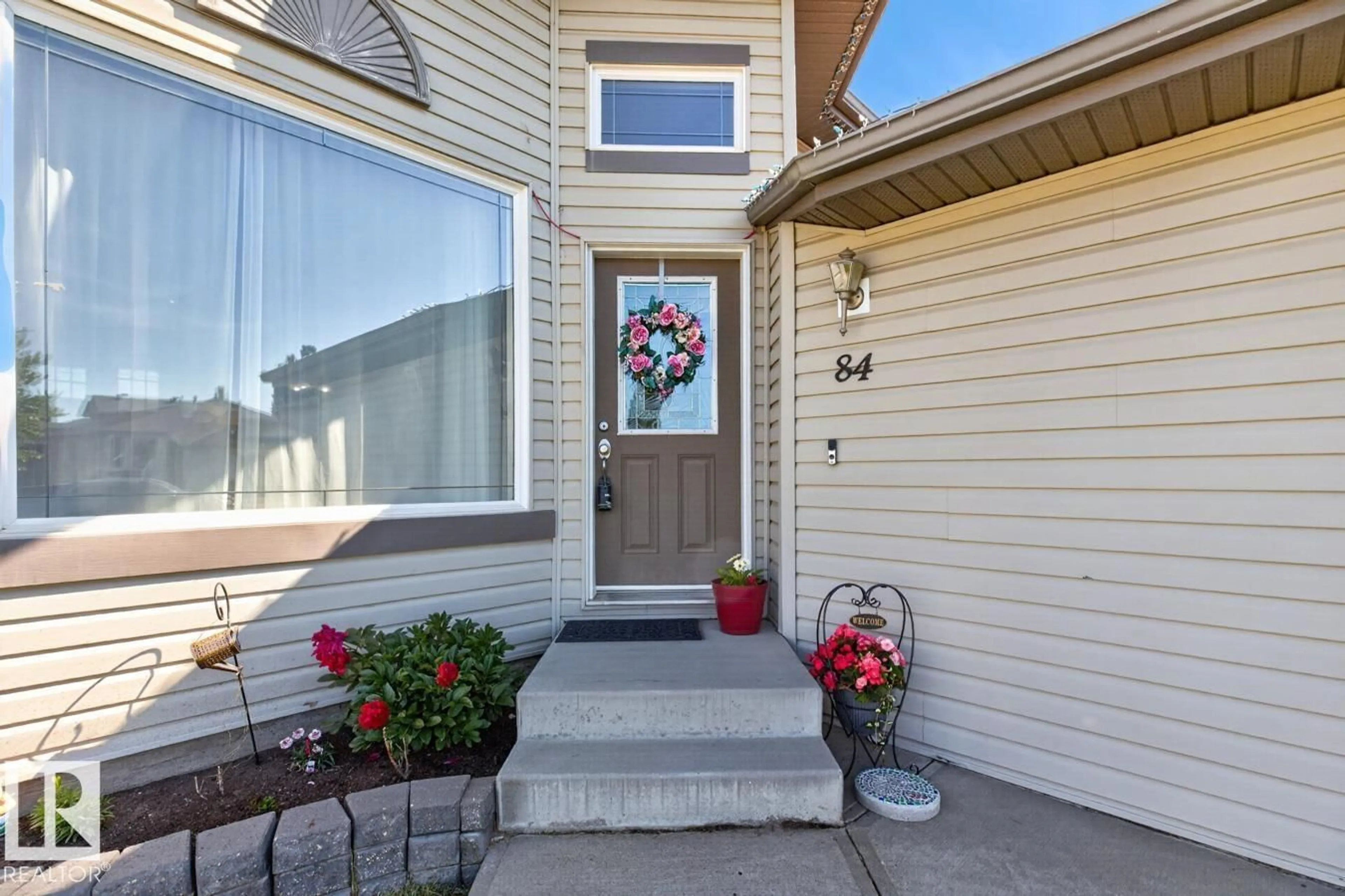 Indoor entryway for 84 LEYLAND WY, Spruce Grove Alberta T7X4P2