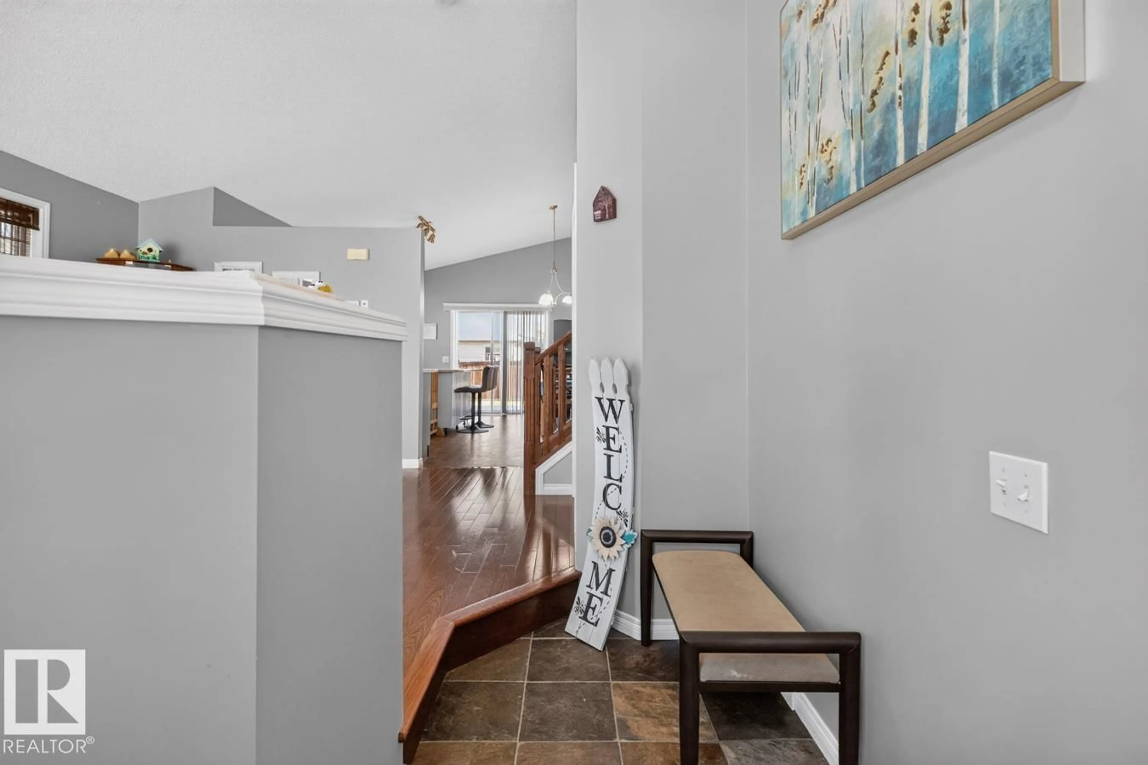 Indoor foyer for 84 LEYLAND WY, Spruce Grove Alberta T7X4P2