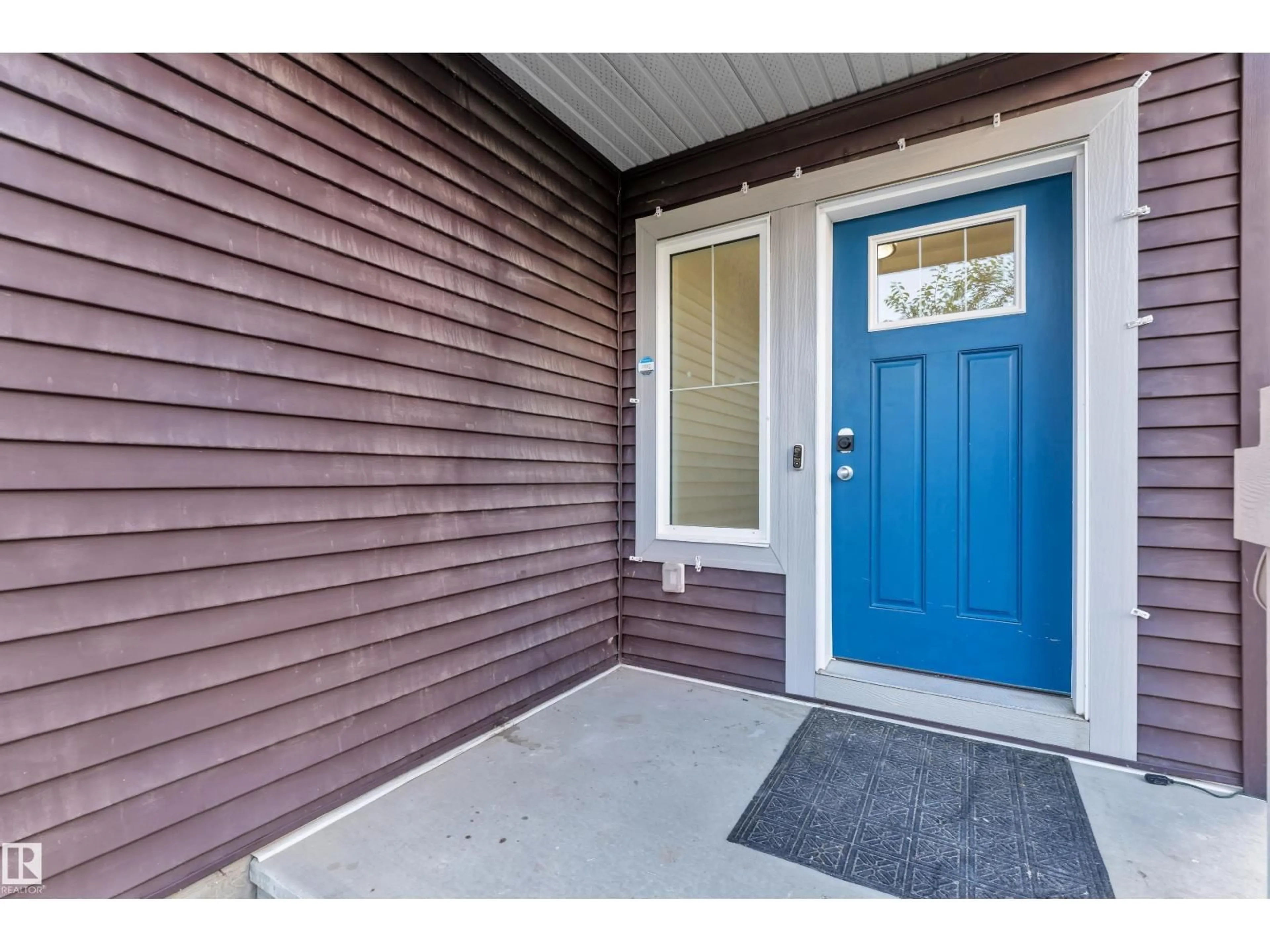 Indoor entryway for 2268 CHOKECHERRY CL, Edmonton Alberta T6X2M6