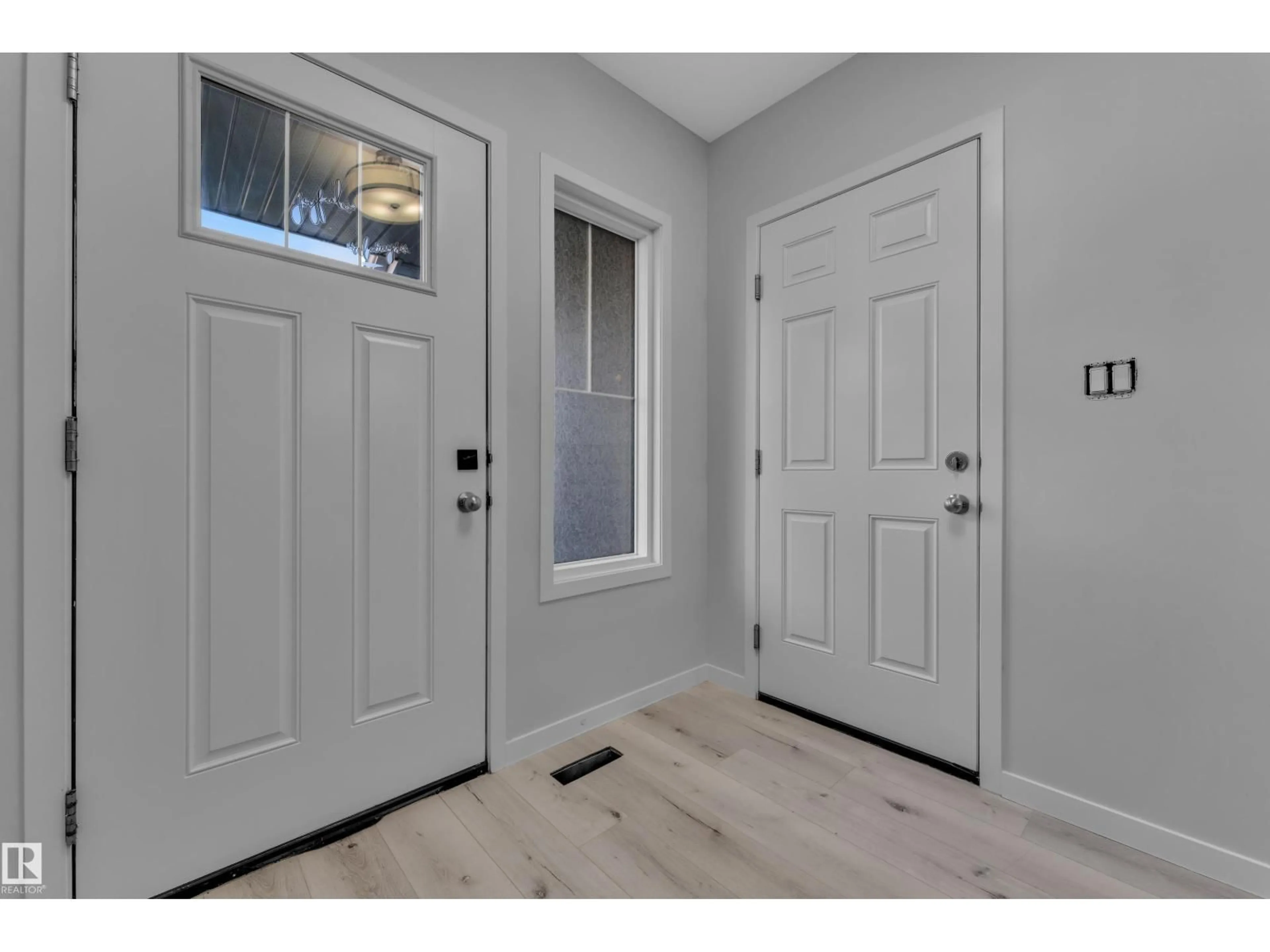 Indoor entryway for 2268 CHOKECHERRY CL, Edmonton Alberta T6X2M6