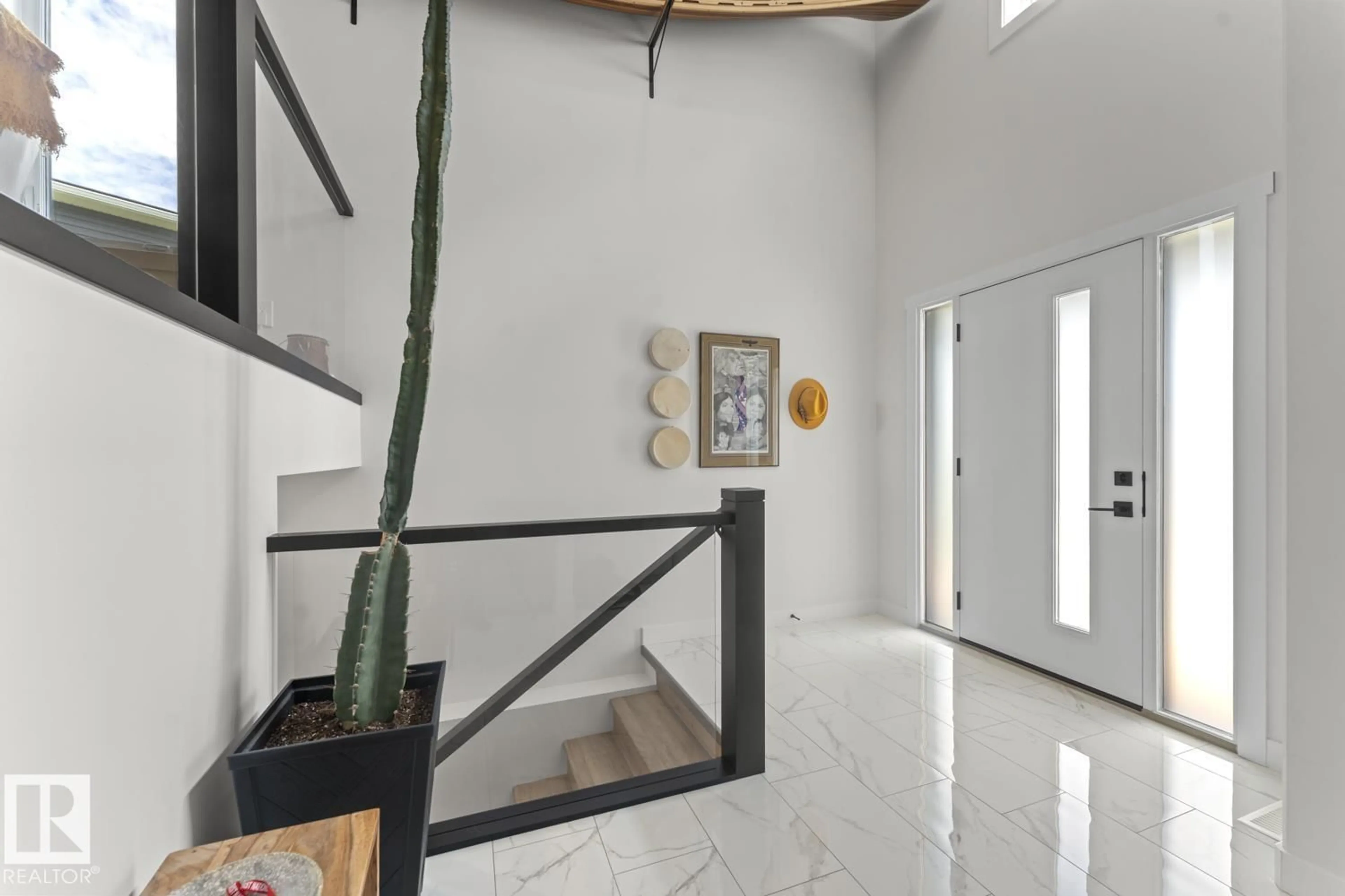 Indoor foyer for 314 WATERTON WY, Cold Lake Alberta T9M0L4