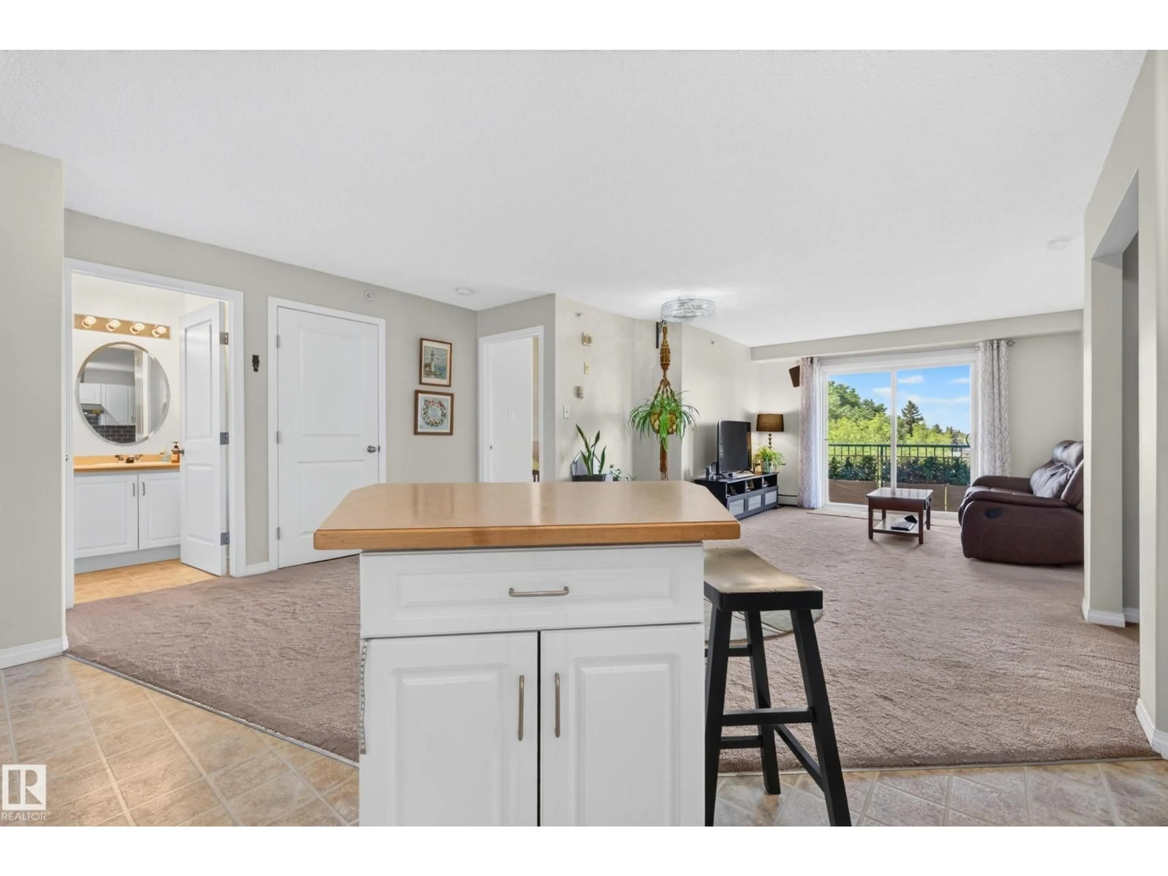 Open concept kitchen, unknown for 526 11325 83 ST NW, Edmonton Alberta T5B4W5
