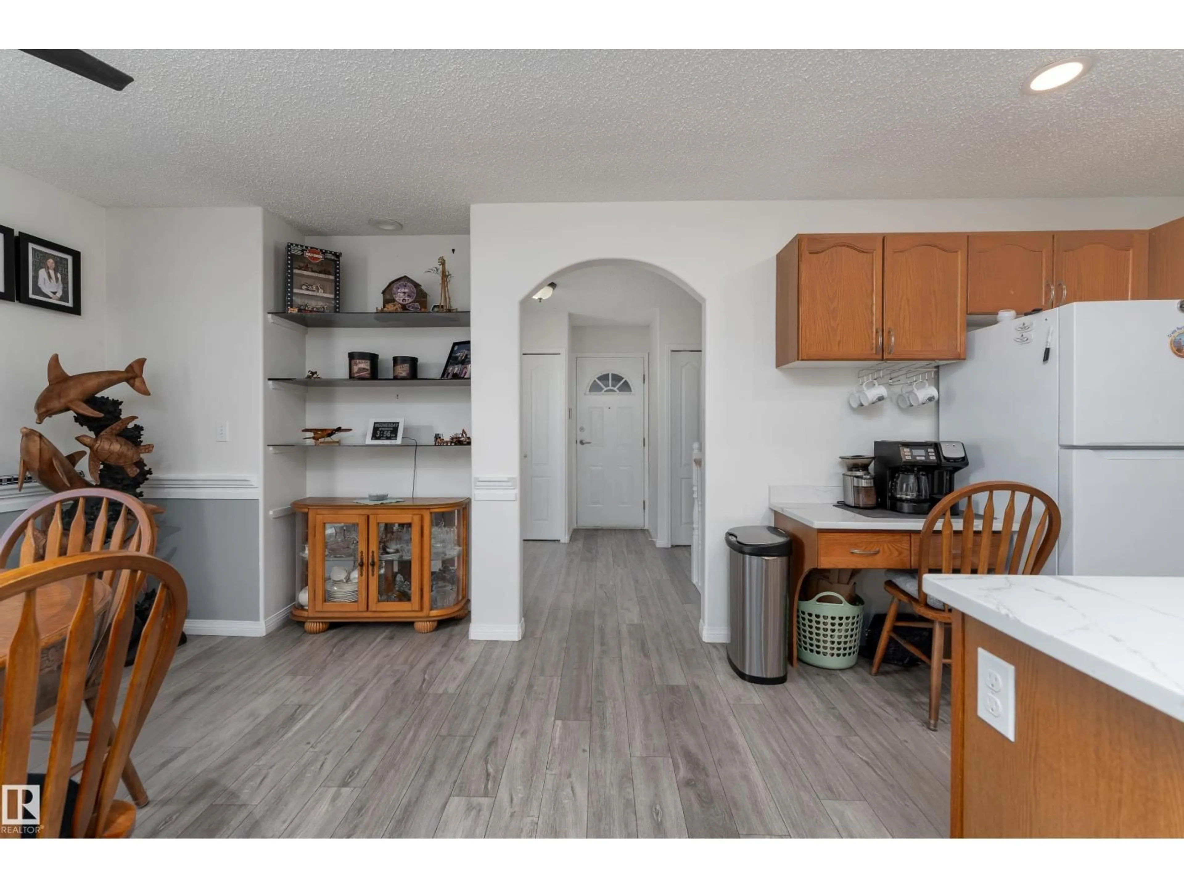 Standard kitchen, unknown for #2 - 1650 42 ST, Edmonton Alberta T6L5P4