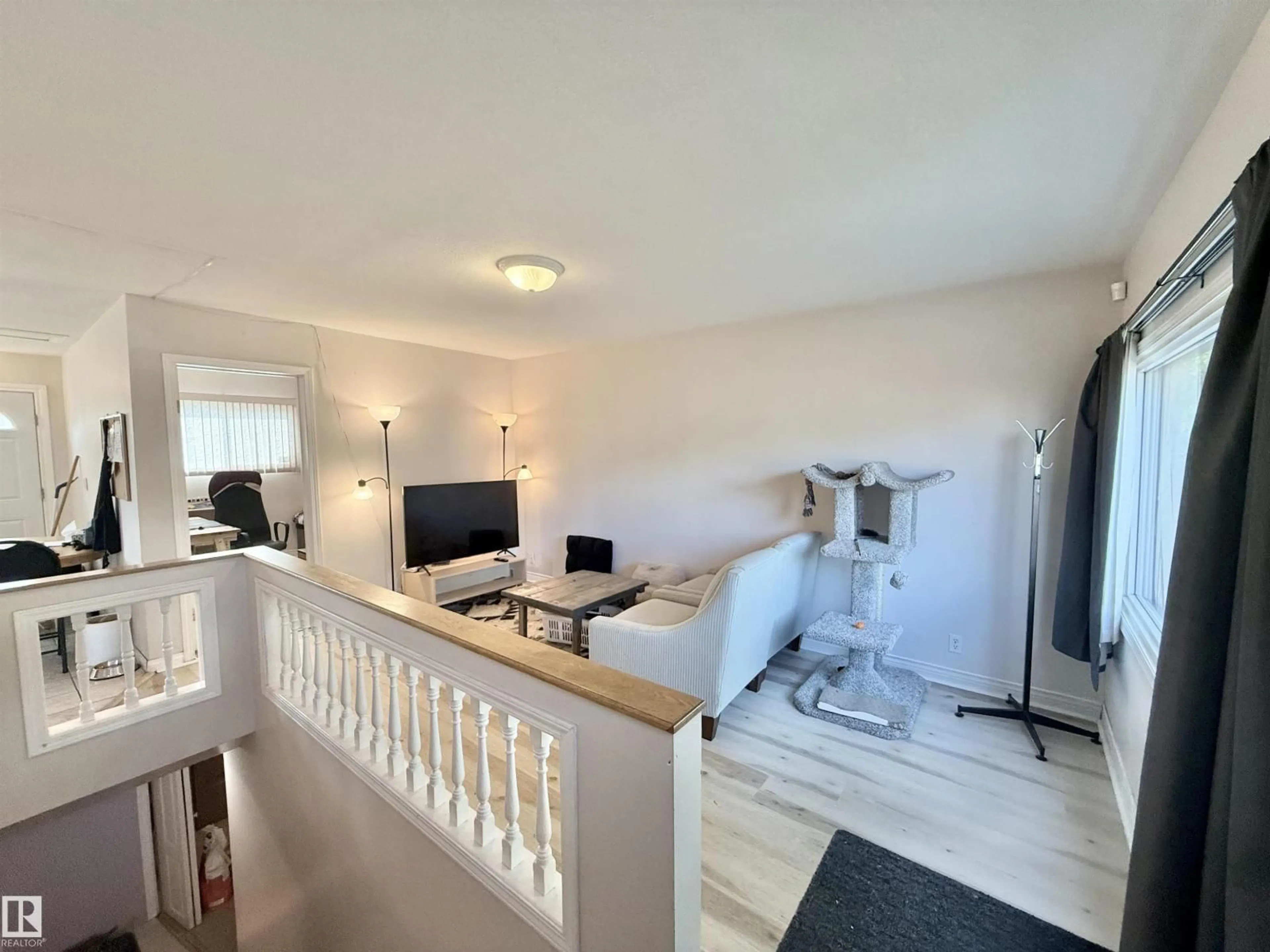 A pic of a room for NW - 11941 78 ST, Edmonton Alberta T5B1J6