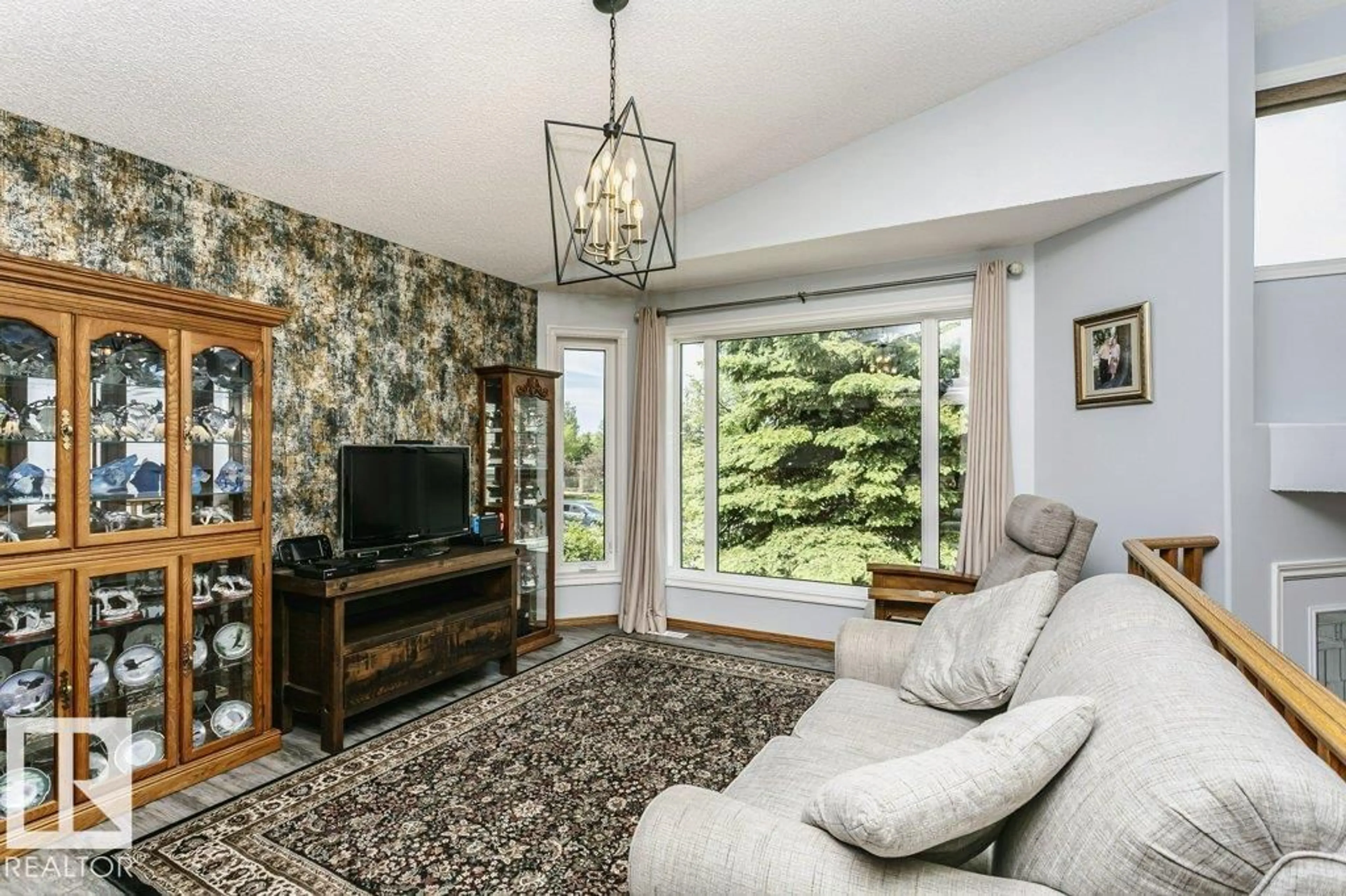 Living room with furniture, unknown for 46 CLARKDALE DR, Sherwood Park Alberta T8H2E2