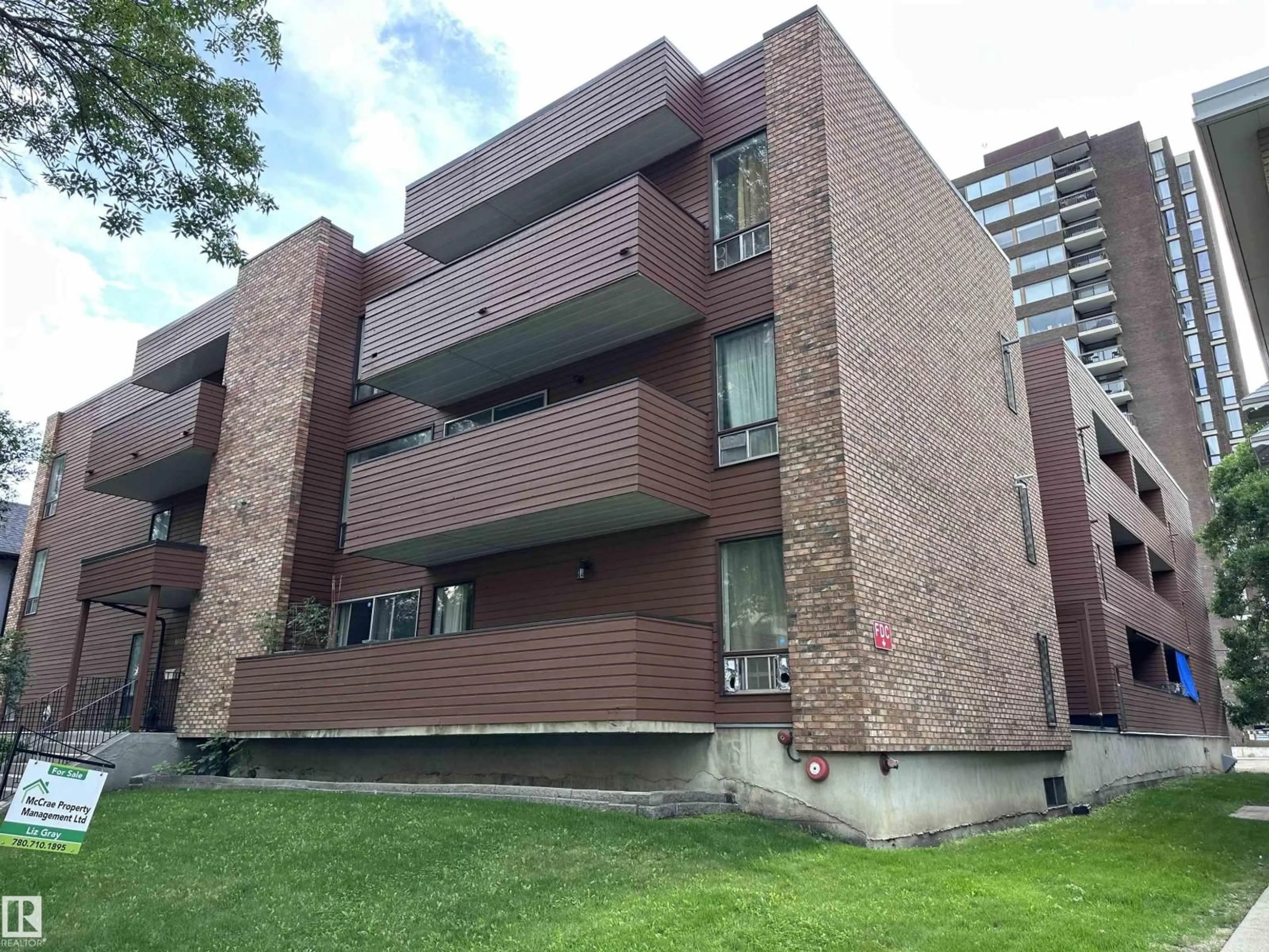 Home with brick exterior material, building for #305 - 10026 112 ST, Edmonton Alberta T5K1L9