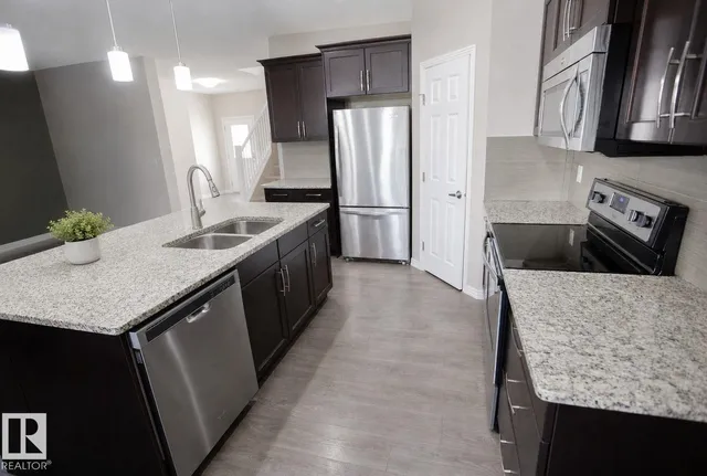 8 MEADOWLINK CM, Spruce Grove 2