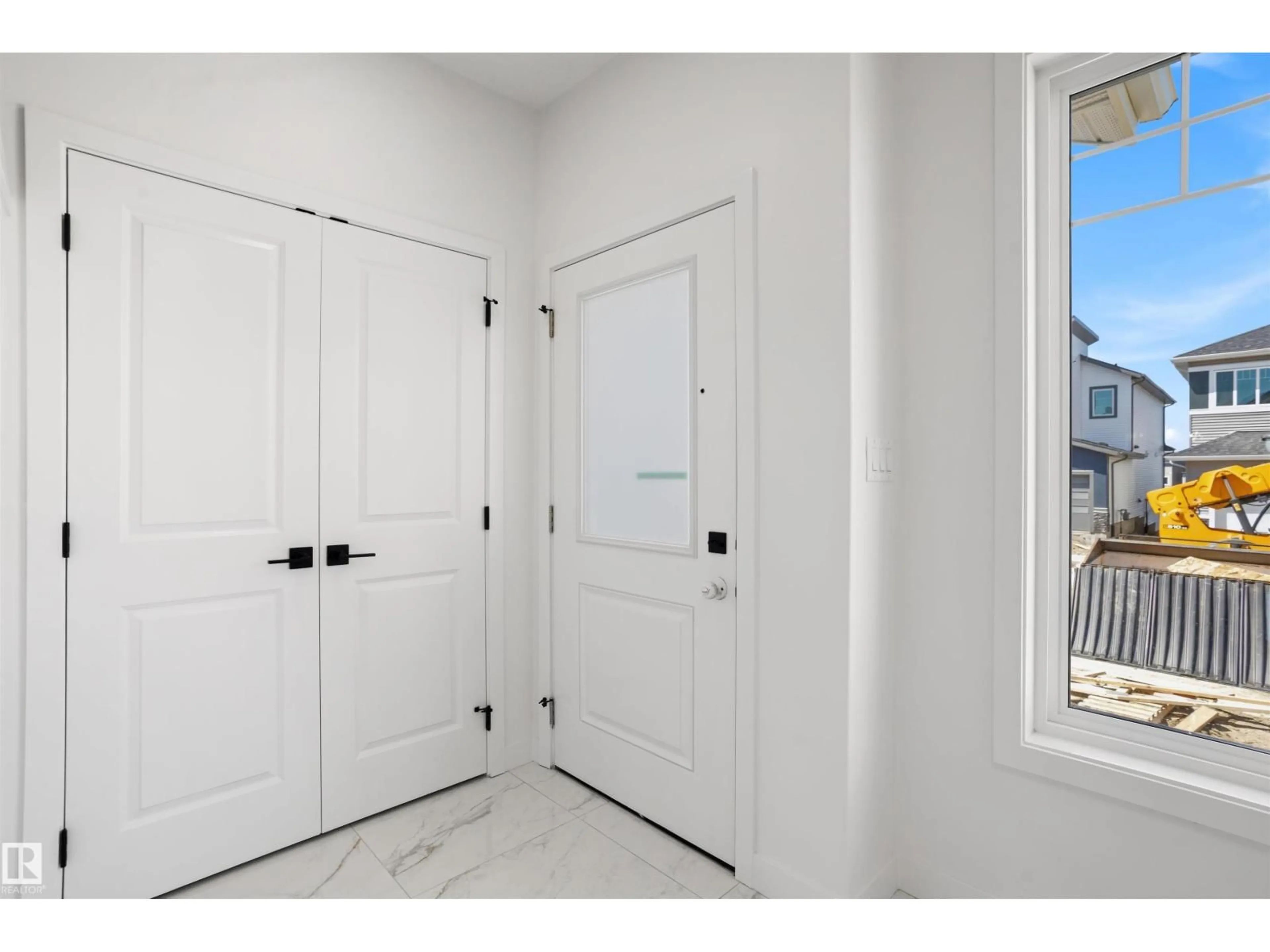 Indoor entryway for 4229 63 ST, Beaumont Alberta T4X2Z4