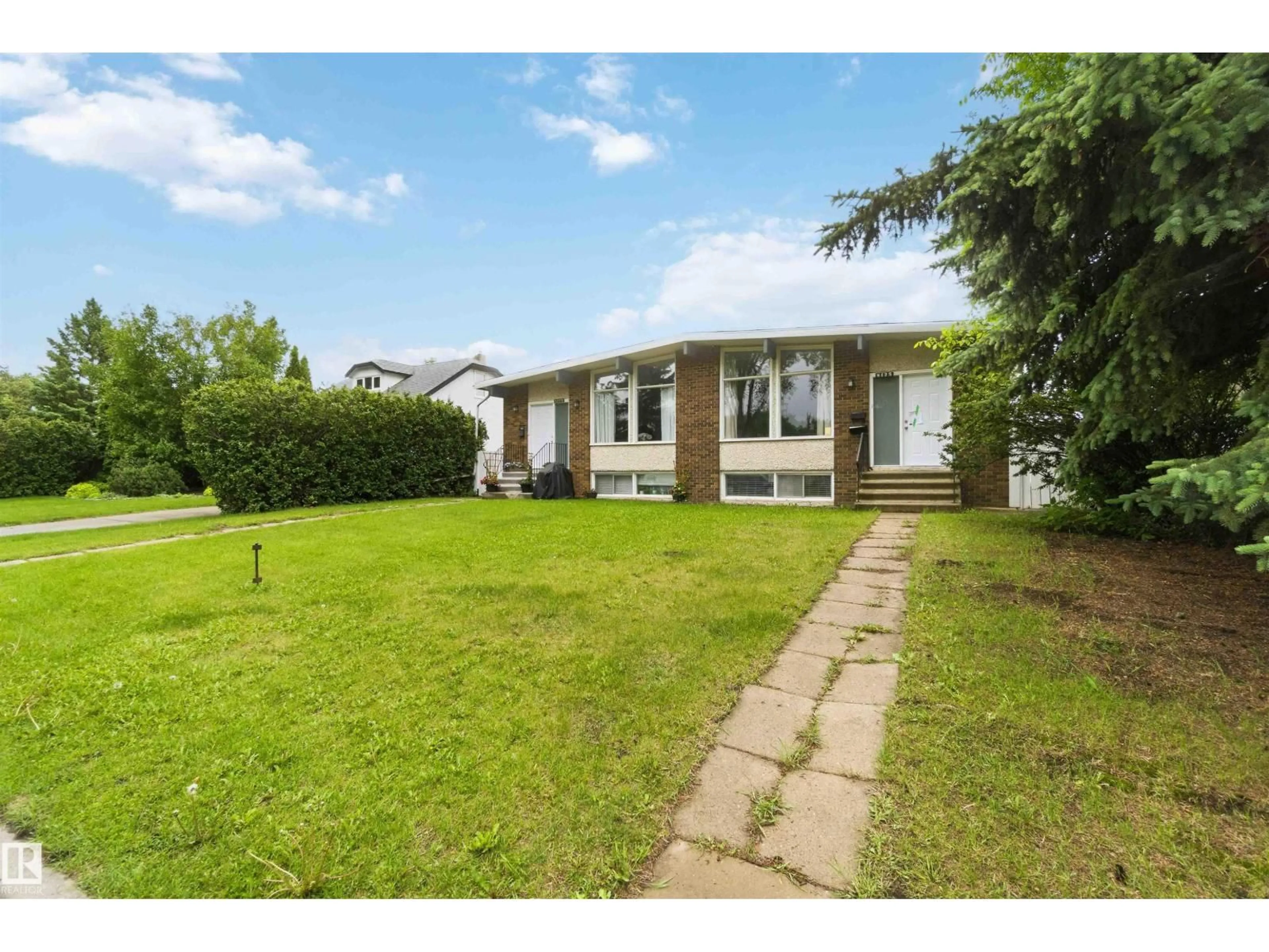 A pic from outside/outdoor area/front of a property/back of a property/a pic from drone, street for NW - 8123 8125 83 AV, Edmonton Alberta T6C1A7