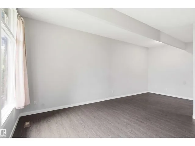 NW - 8123 8125 83 AV, Edmonton 5