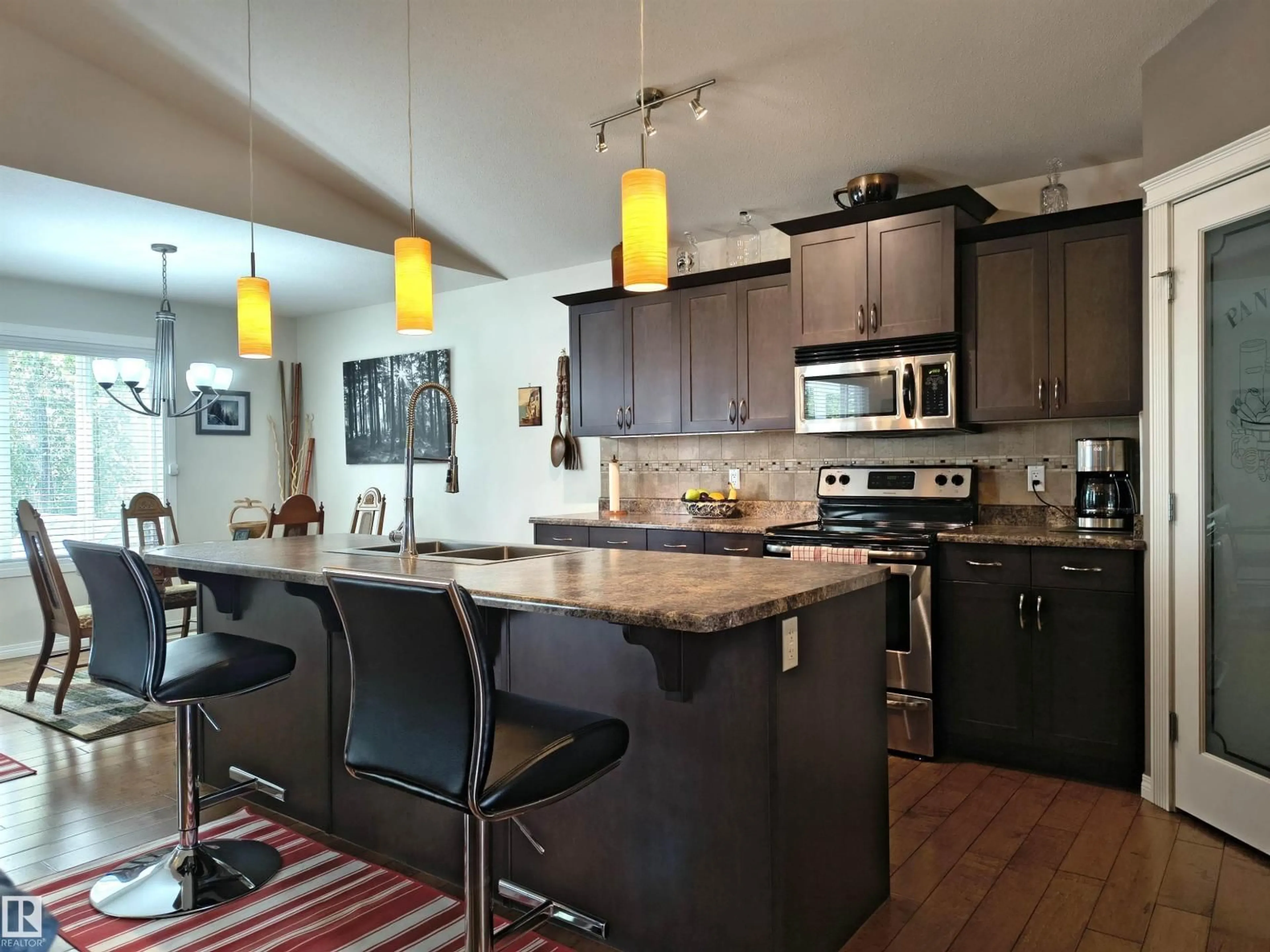 Open concept kitchen, unknown for 3901 44A AV, Drayton Valley Alberta T7A1V9