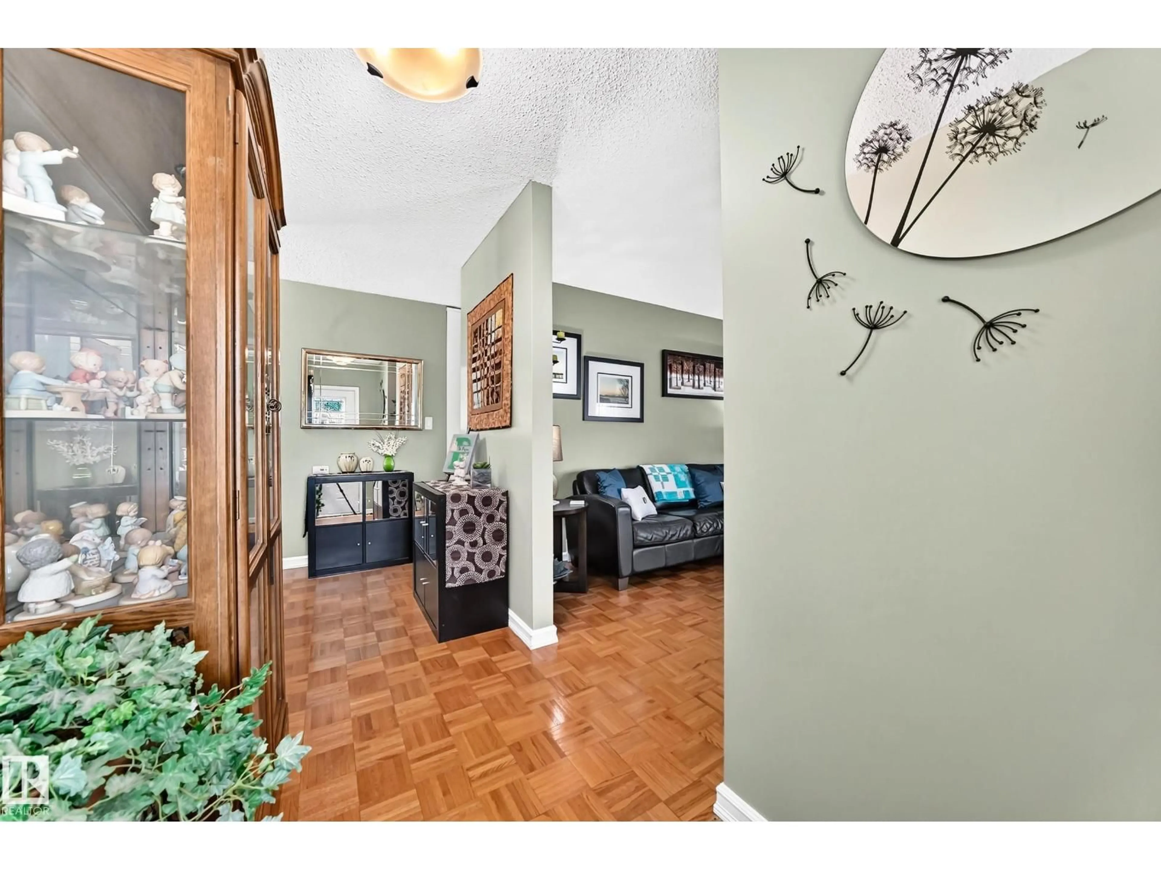 Indoor entryway for 11423 161 AV, Edmonton Alberta T5X2K9