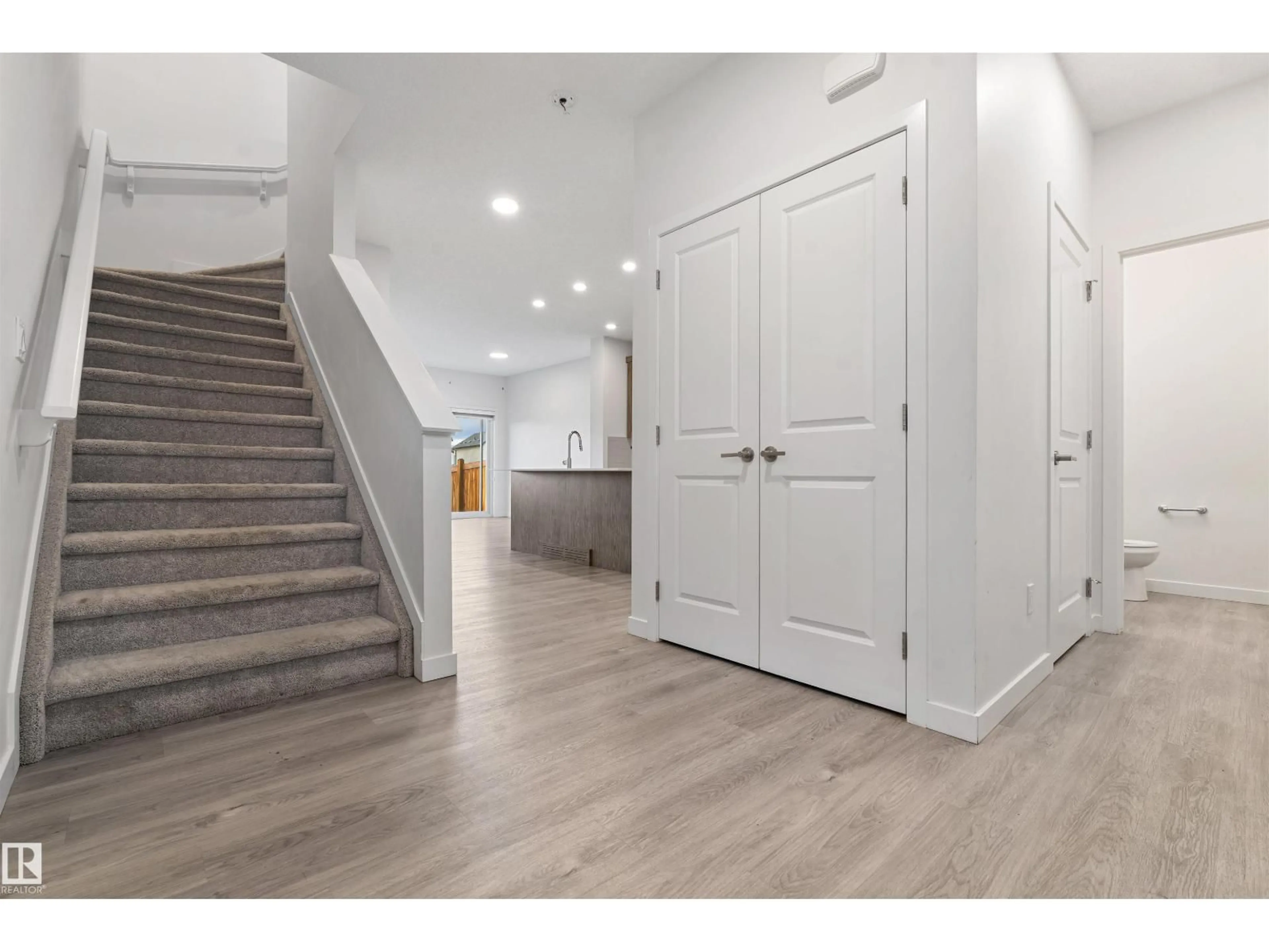 Indoor entryway for 15134 26 ST, Edmonton Alberta T5Y3Y5