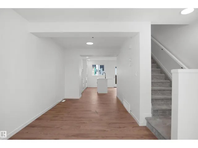 NW - 1320 9 ST, Edmonton 5