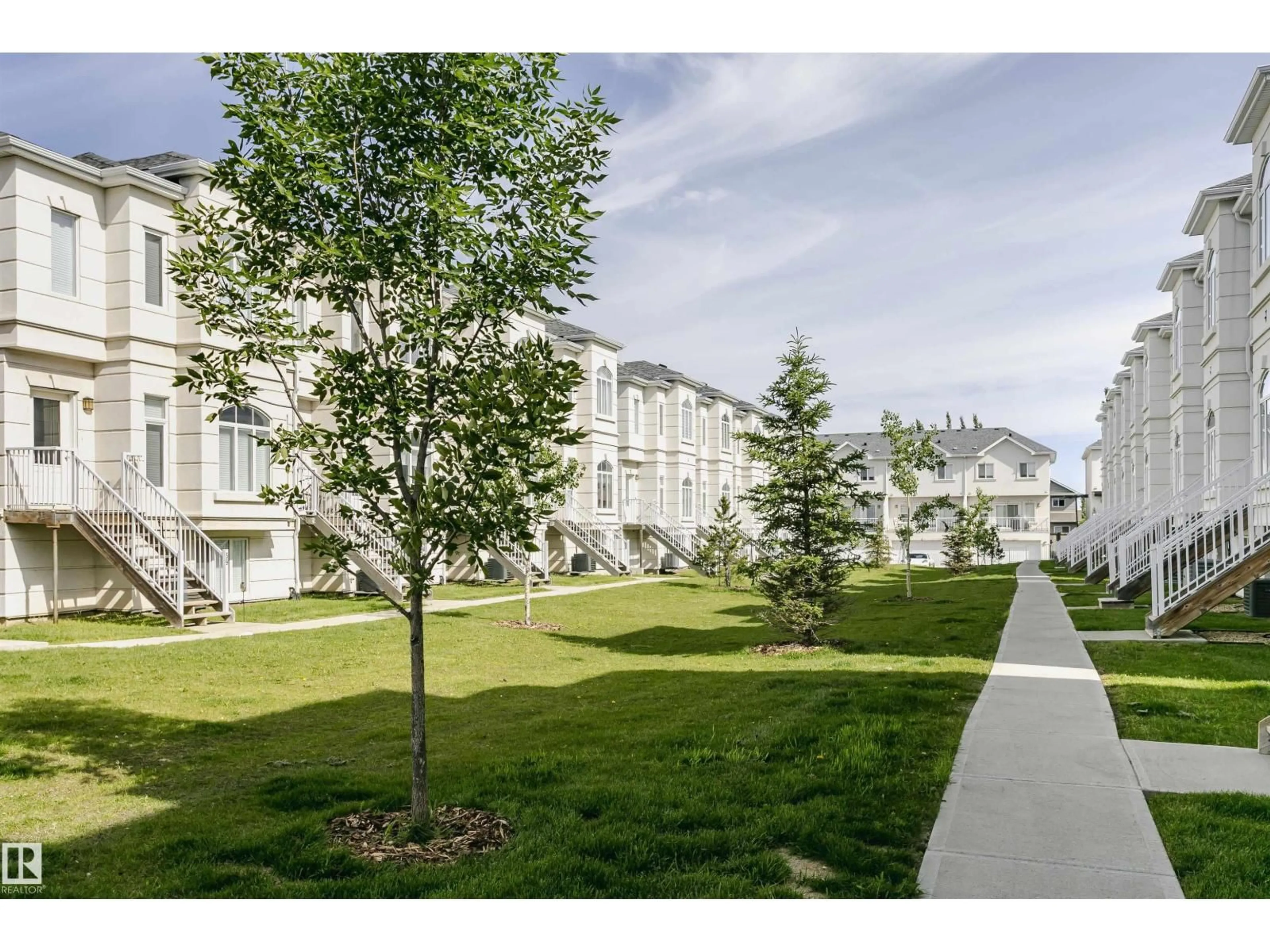 Unknown for 55 723 172 ST SW, Edmonton Alberta T6W2N6