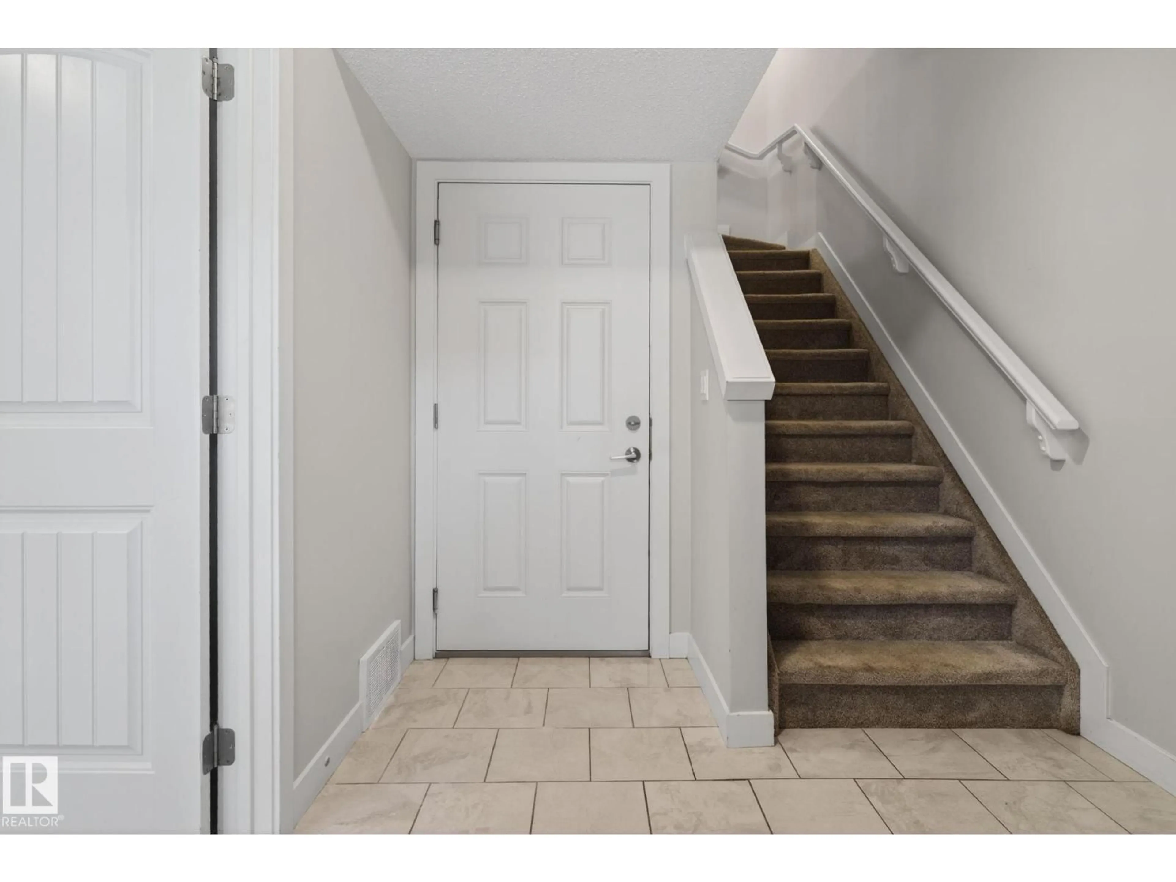 Indoor entryway for #35 - 3025 151 AV, Edmonton Alberta T5Y3W4