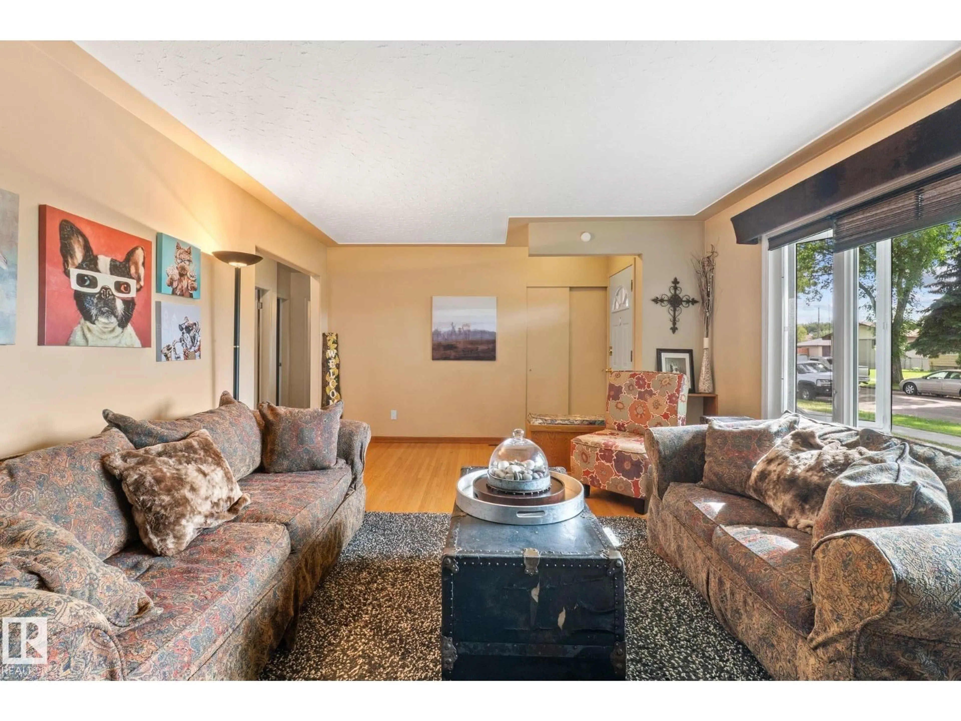 Living room with furniture, unknown for NW - 12115 53 ST, Edmonton Alberta T5W3L8