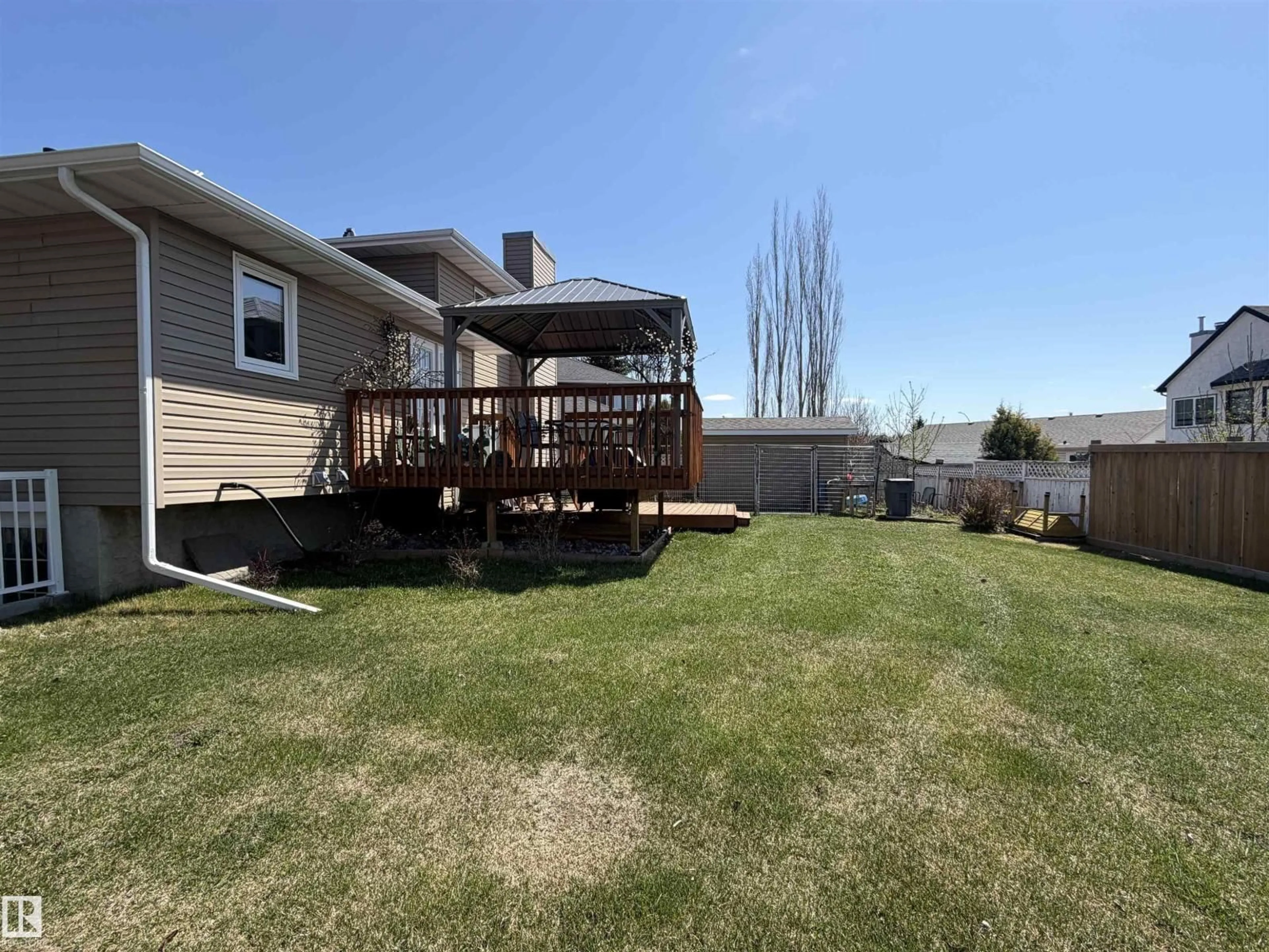 Patio, water/lake/river/ocean view for 4515 56A AV, Stony Plain Alberta T7Z1C9