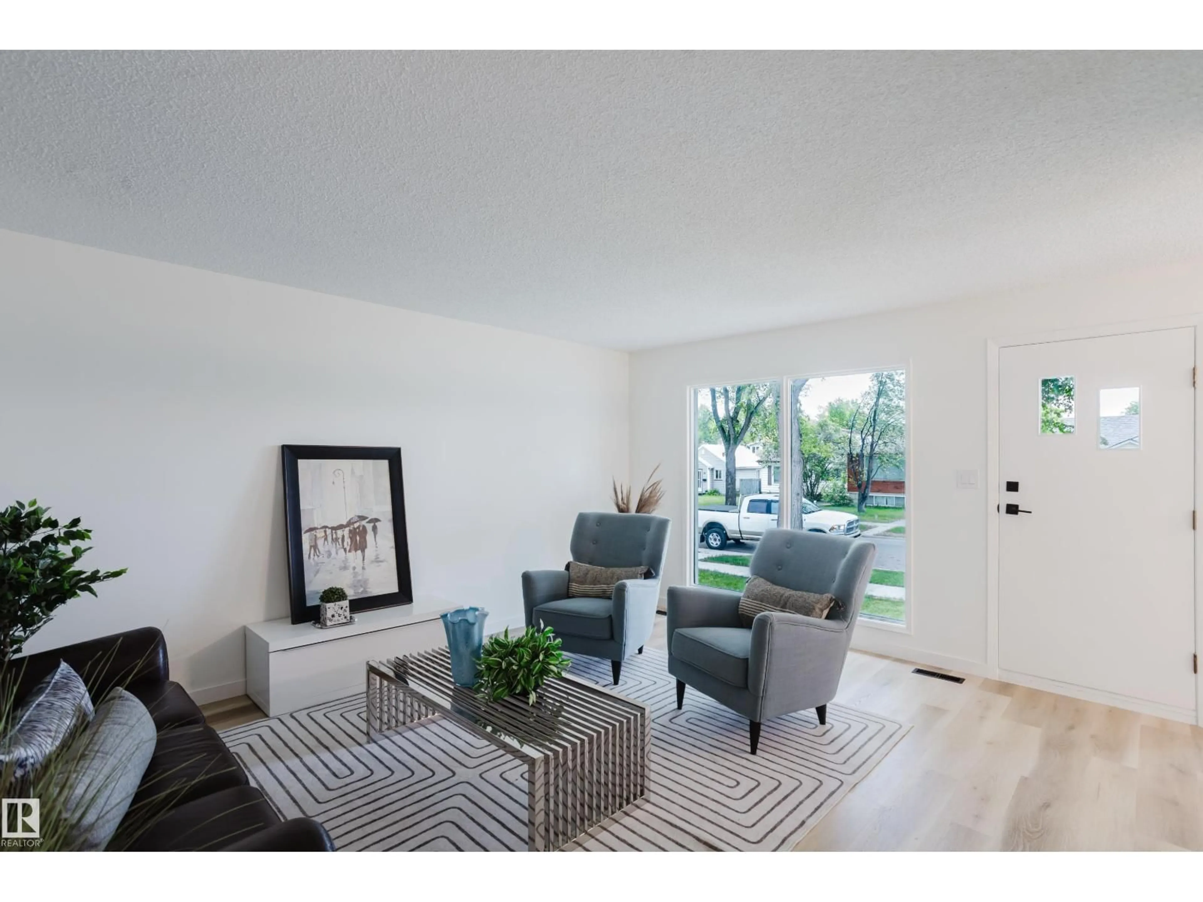 Living room with furniture, unknown for NW - 11208 69 ST, Edmonton Alberta T5B1R5