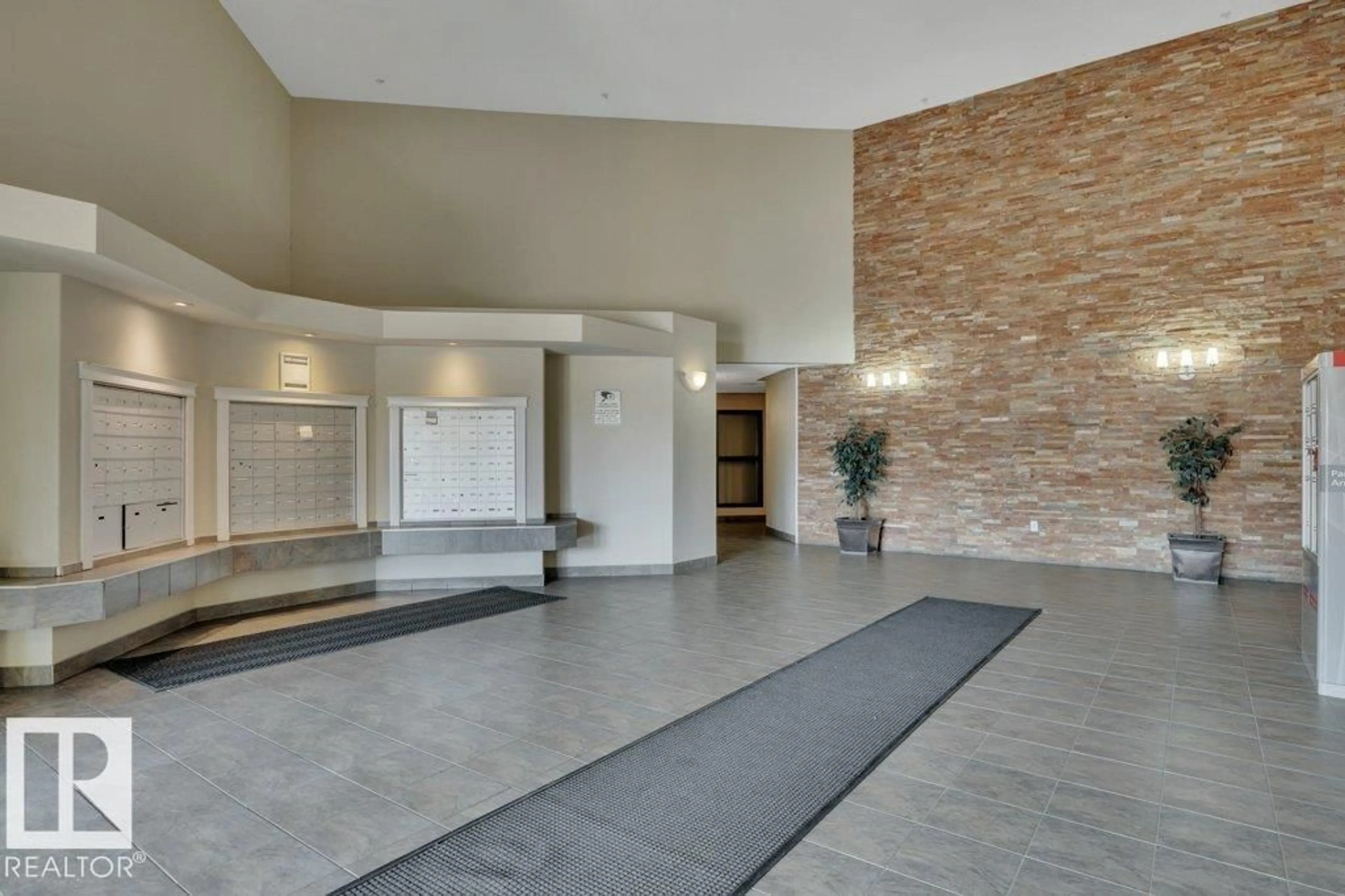 Indoor foyer for #410 - 5350 199 ST NW, Edmonton Alberta T6M0A4